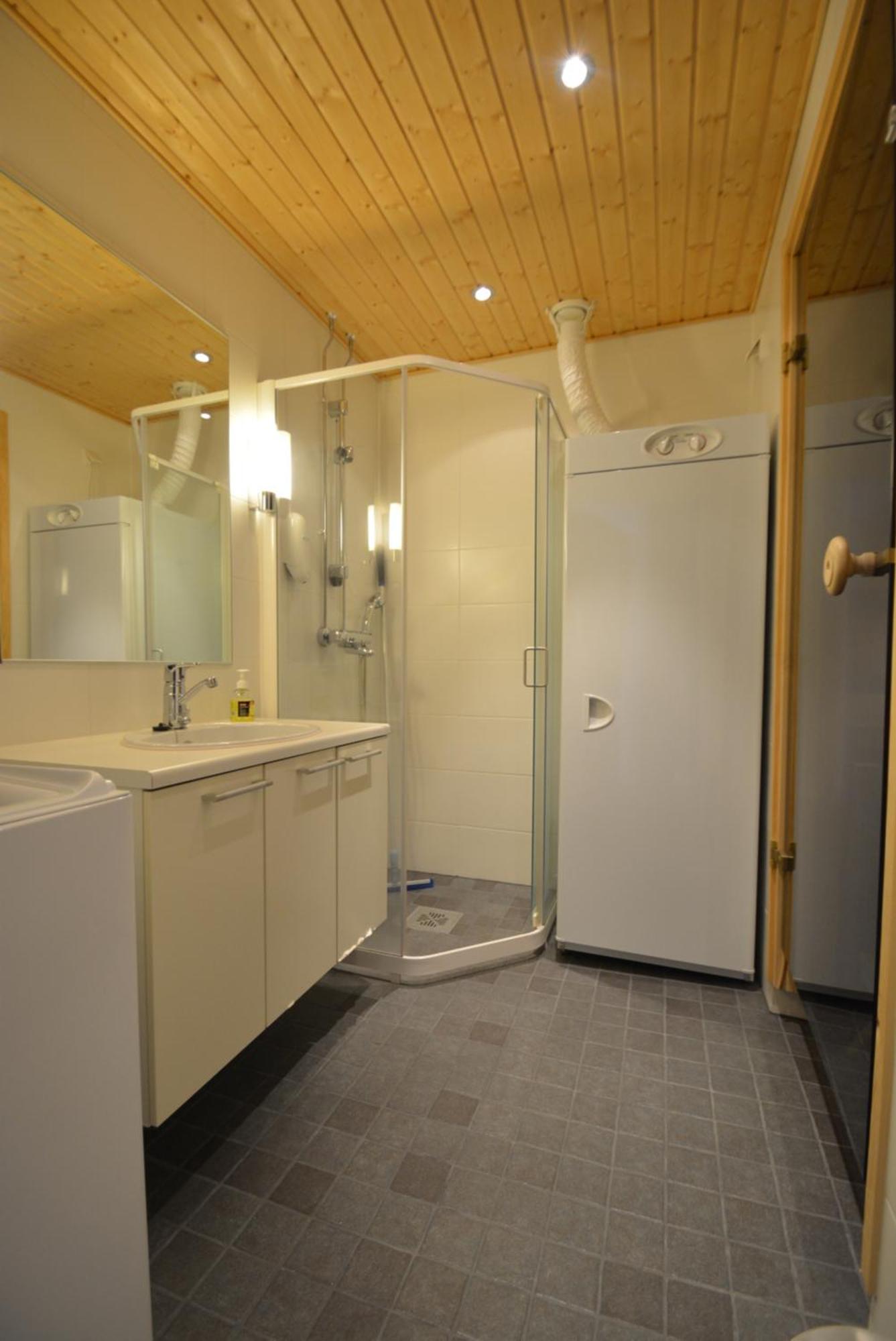 Two-Bedroom Apartment - Photo 6
