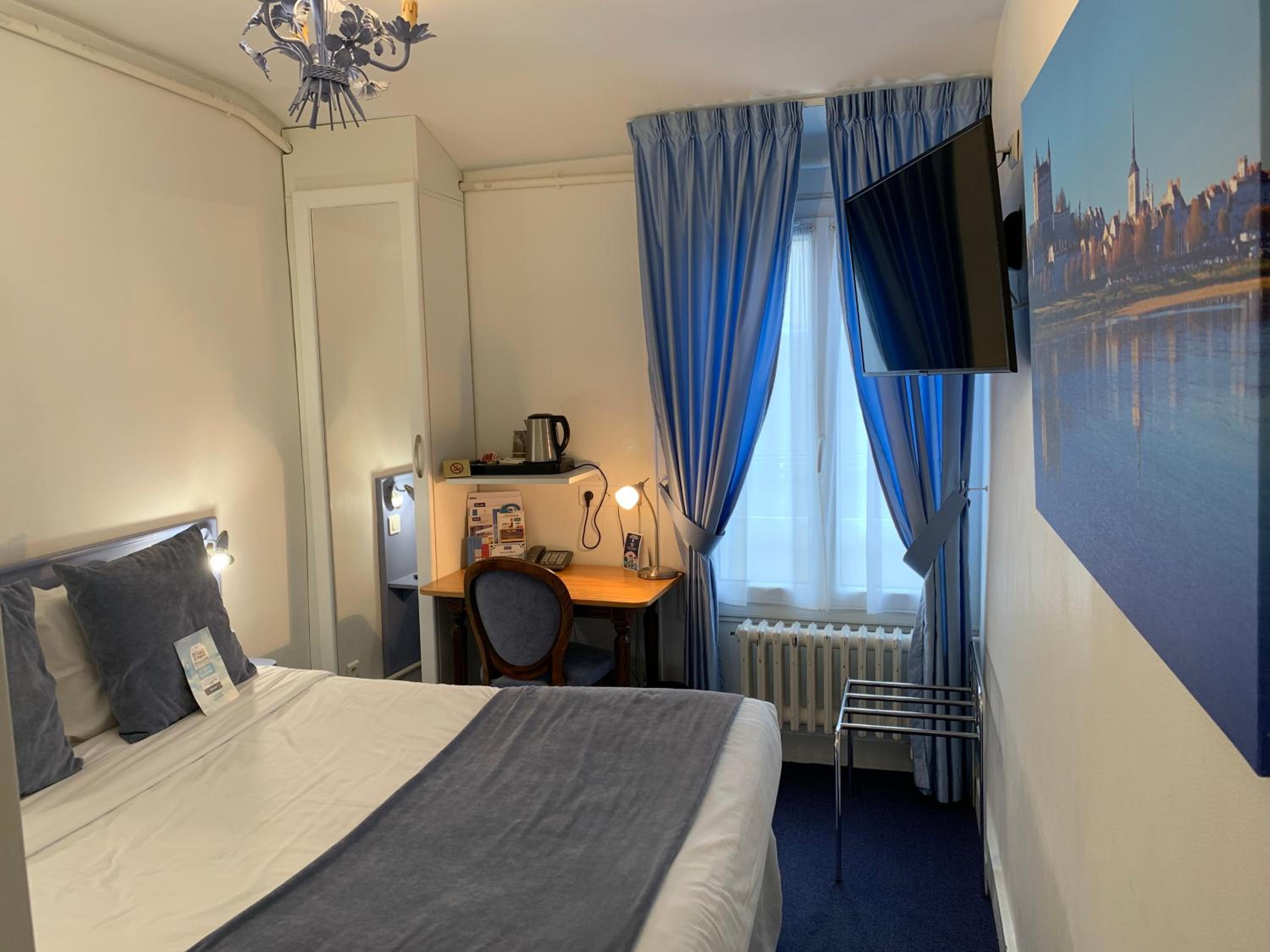 Classic Double Room - Photo 10