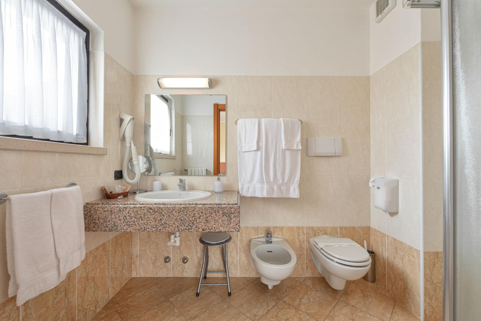 Triple Room with Balcony photo 2