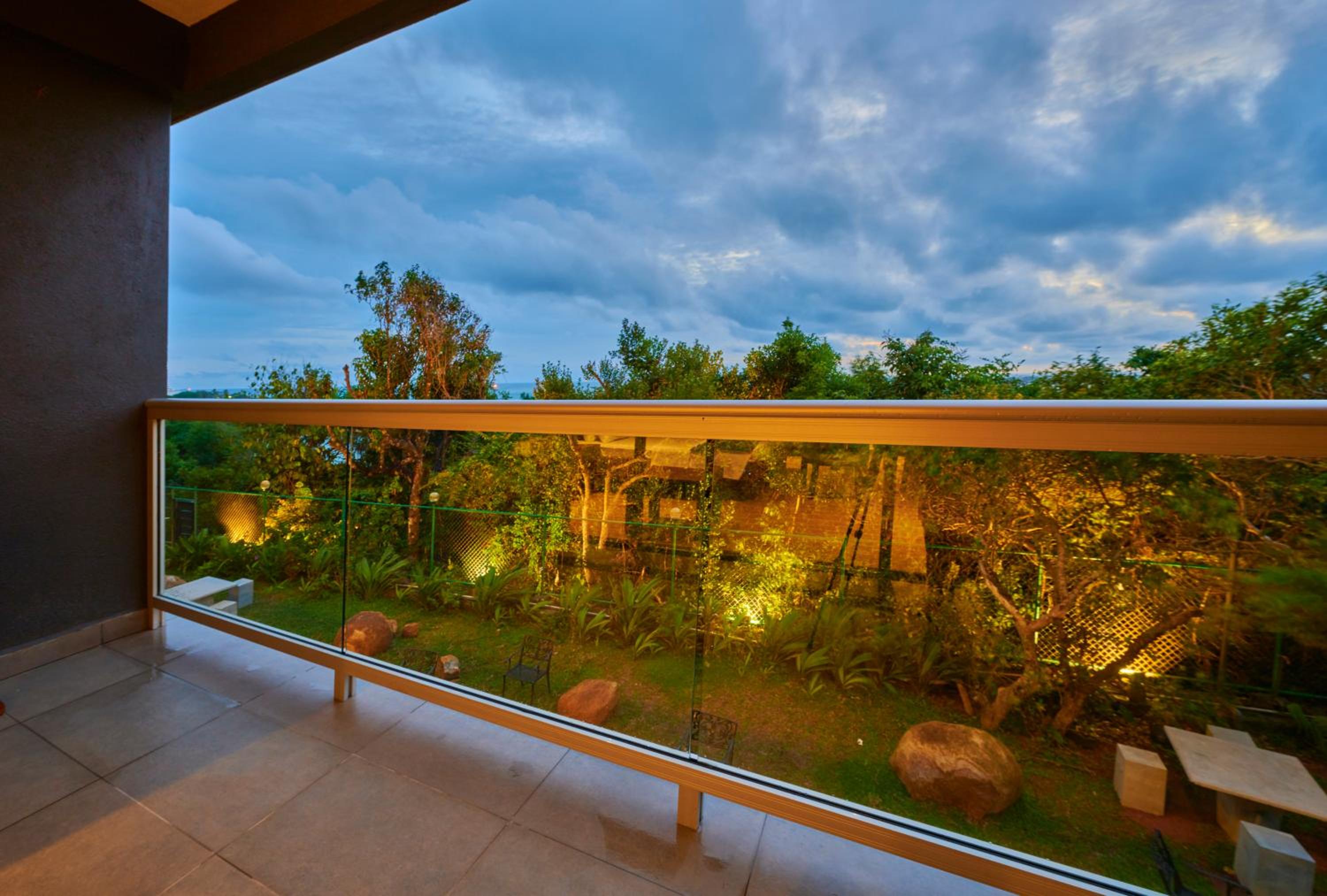 Deluxe Double or Twin Room with Garden View - Photo 17