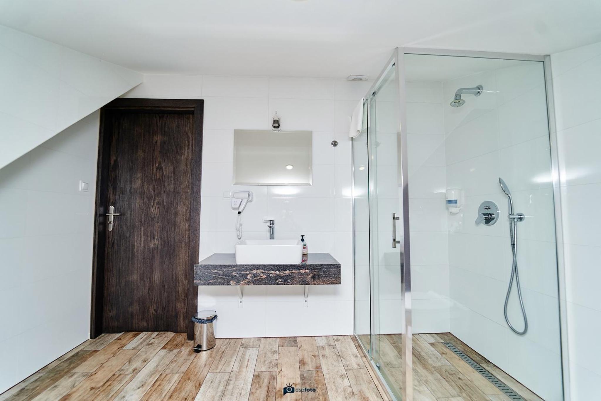 Apartment - Photo 3