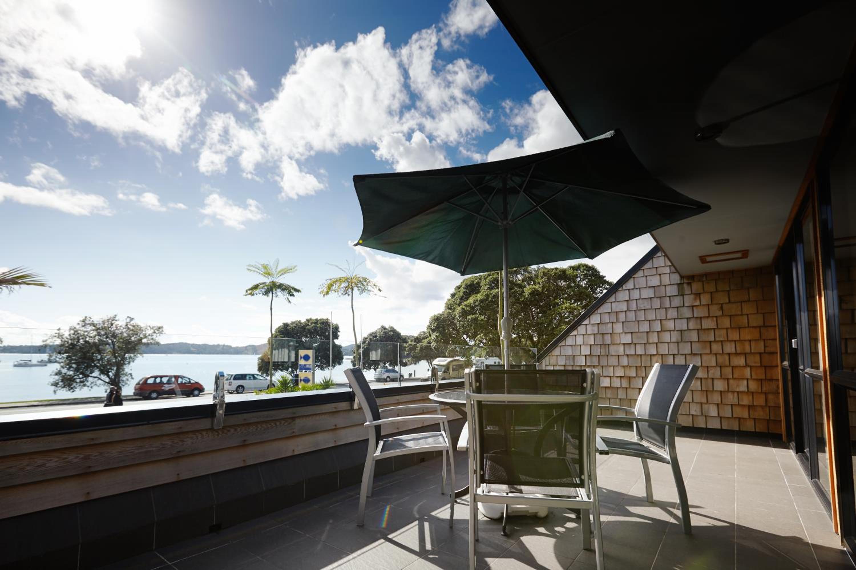 Two-Bedroom Apartment with Sea View - Photo 8