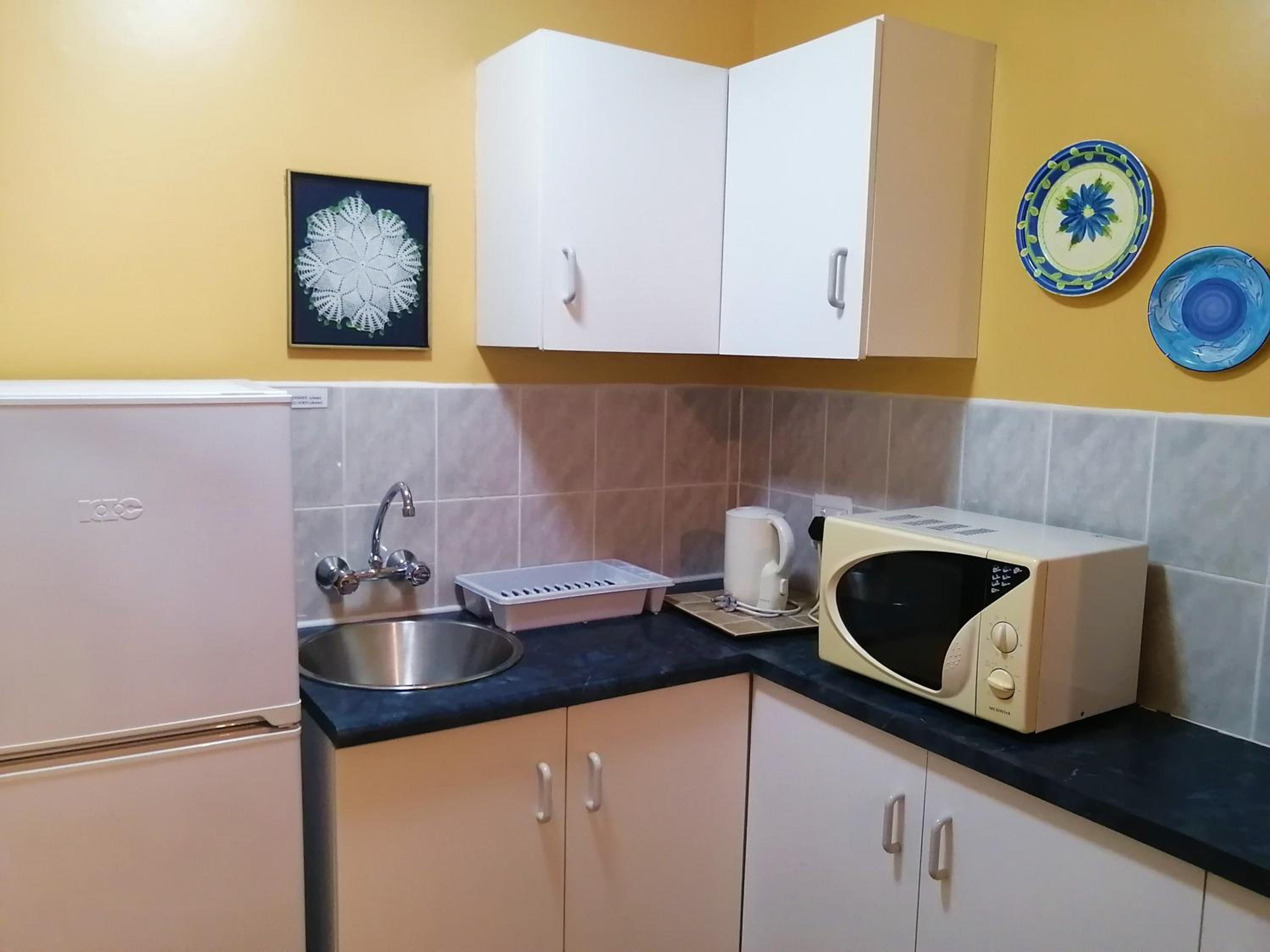Twin Room with Kitchenette - Amzee - Photo 4
