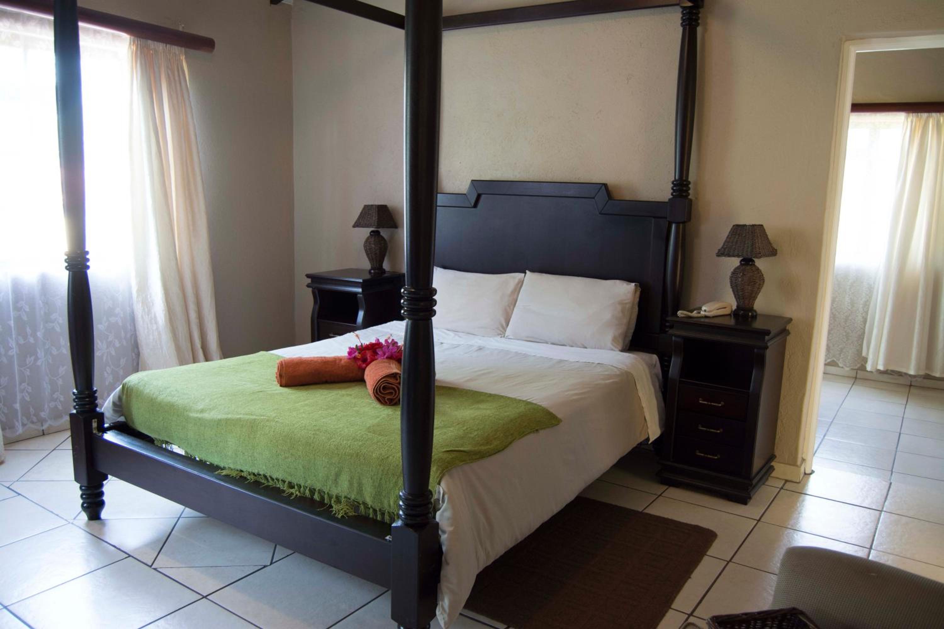 Executive Double Room - Photo 6