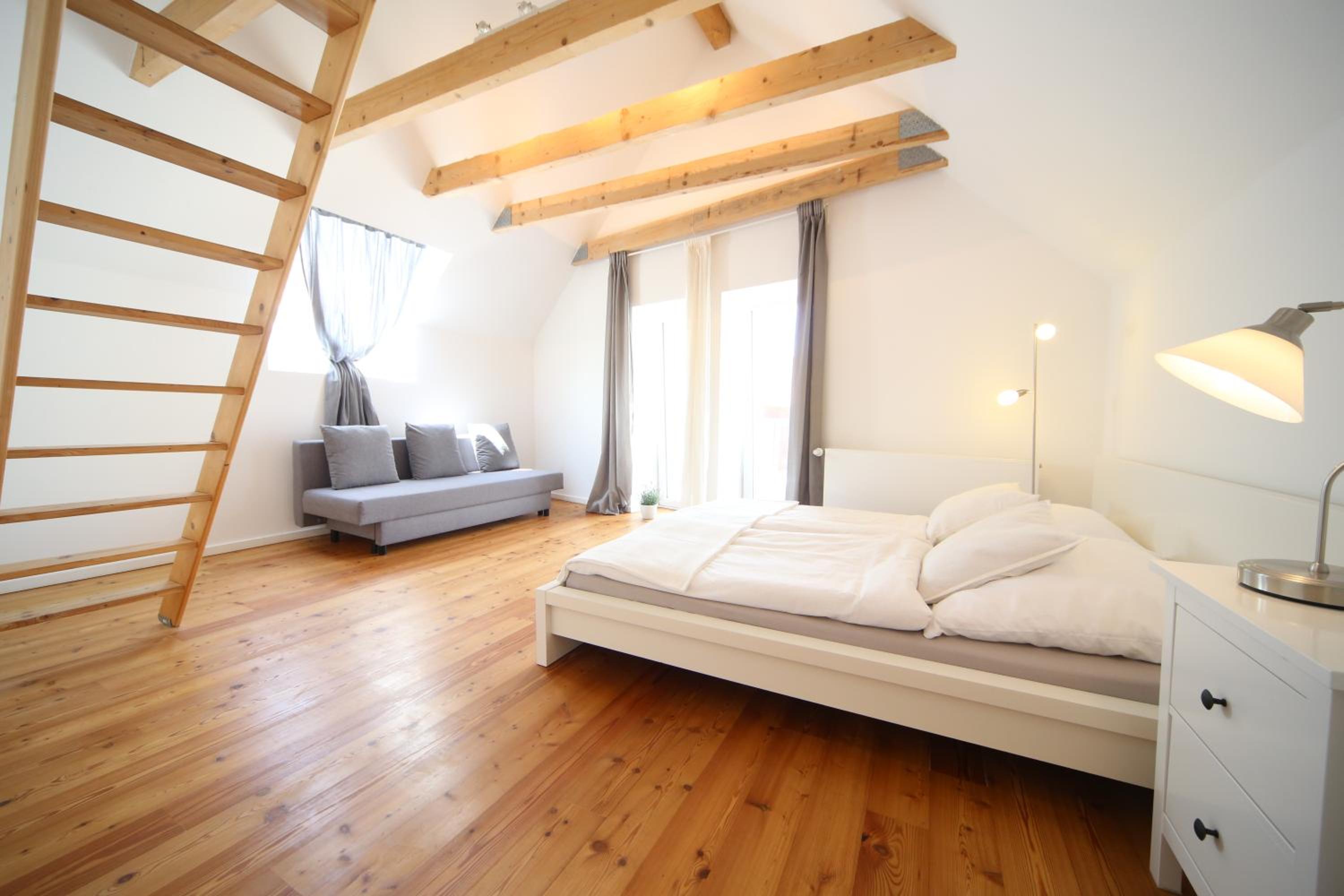 One-Bedroom House photo 2
