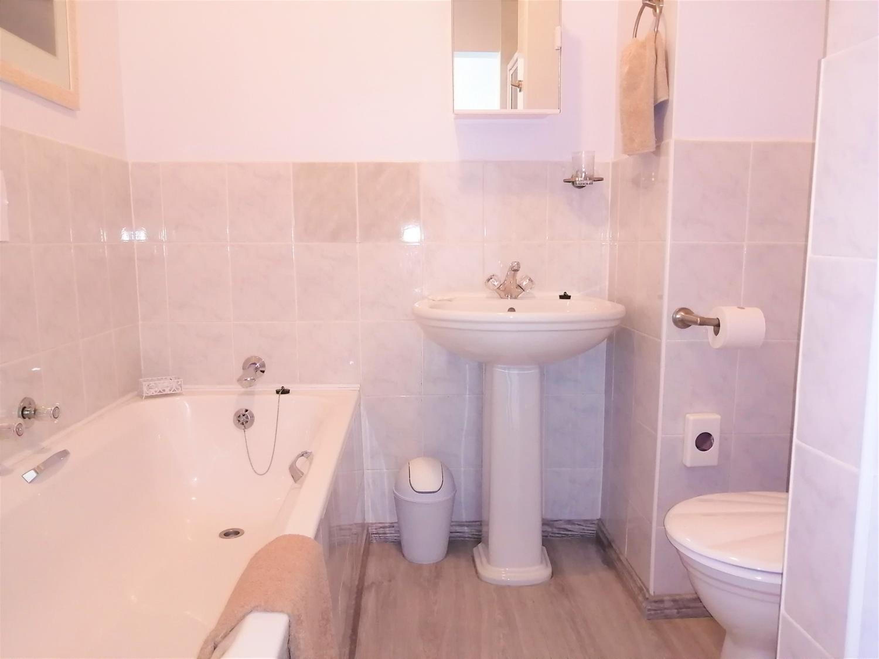 Twin Room with Kitchenette - Amzee - Photo 5