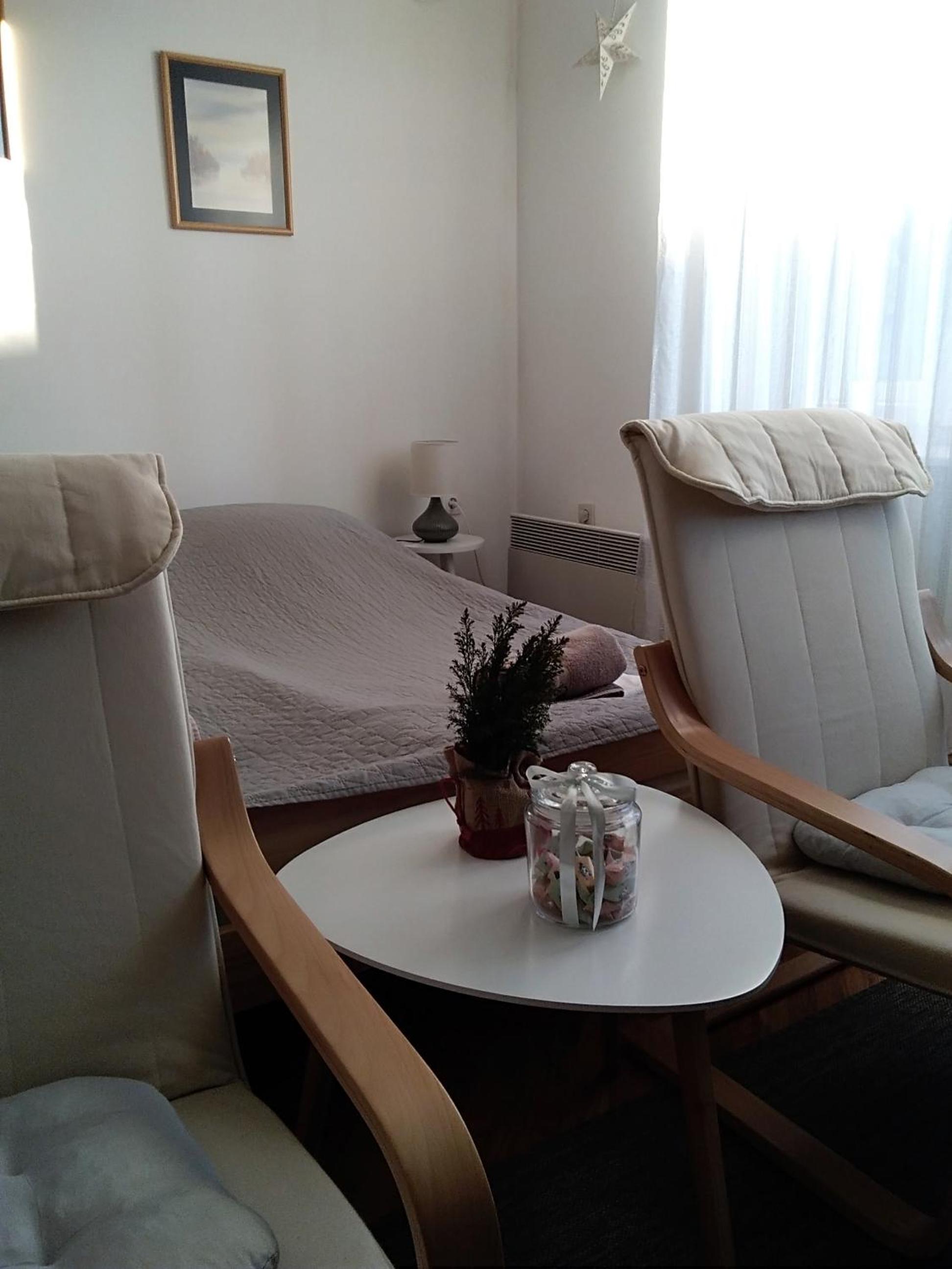 Large Double Room photo 1