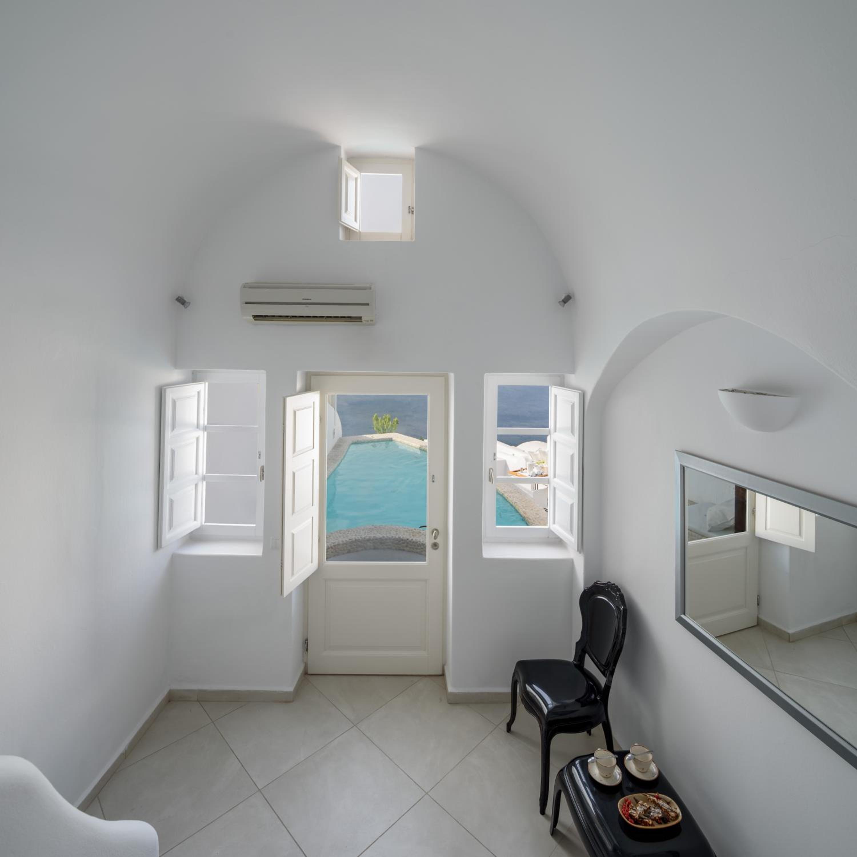 Above Blue Villa - Photo 8