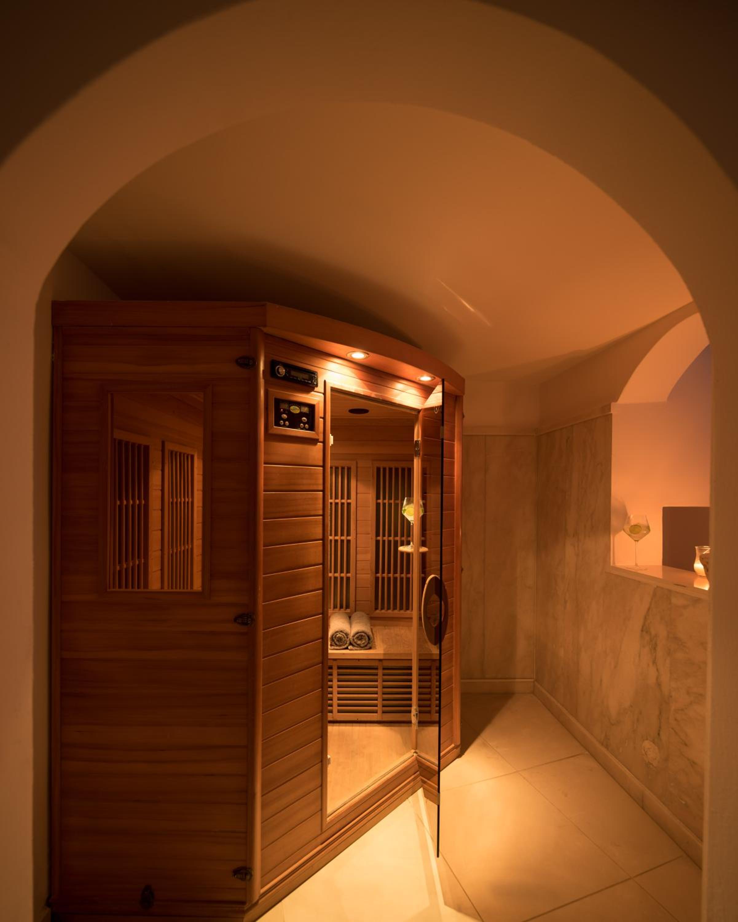 Above Blue Villa - Photo 7