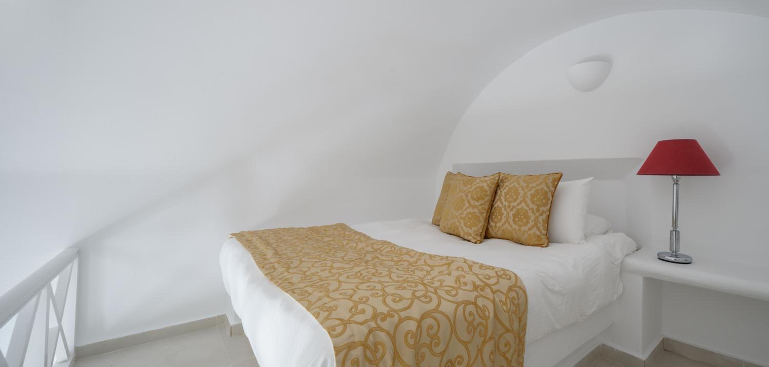 Above Blue Villa - Photo 26