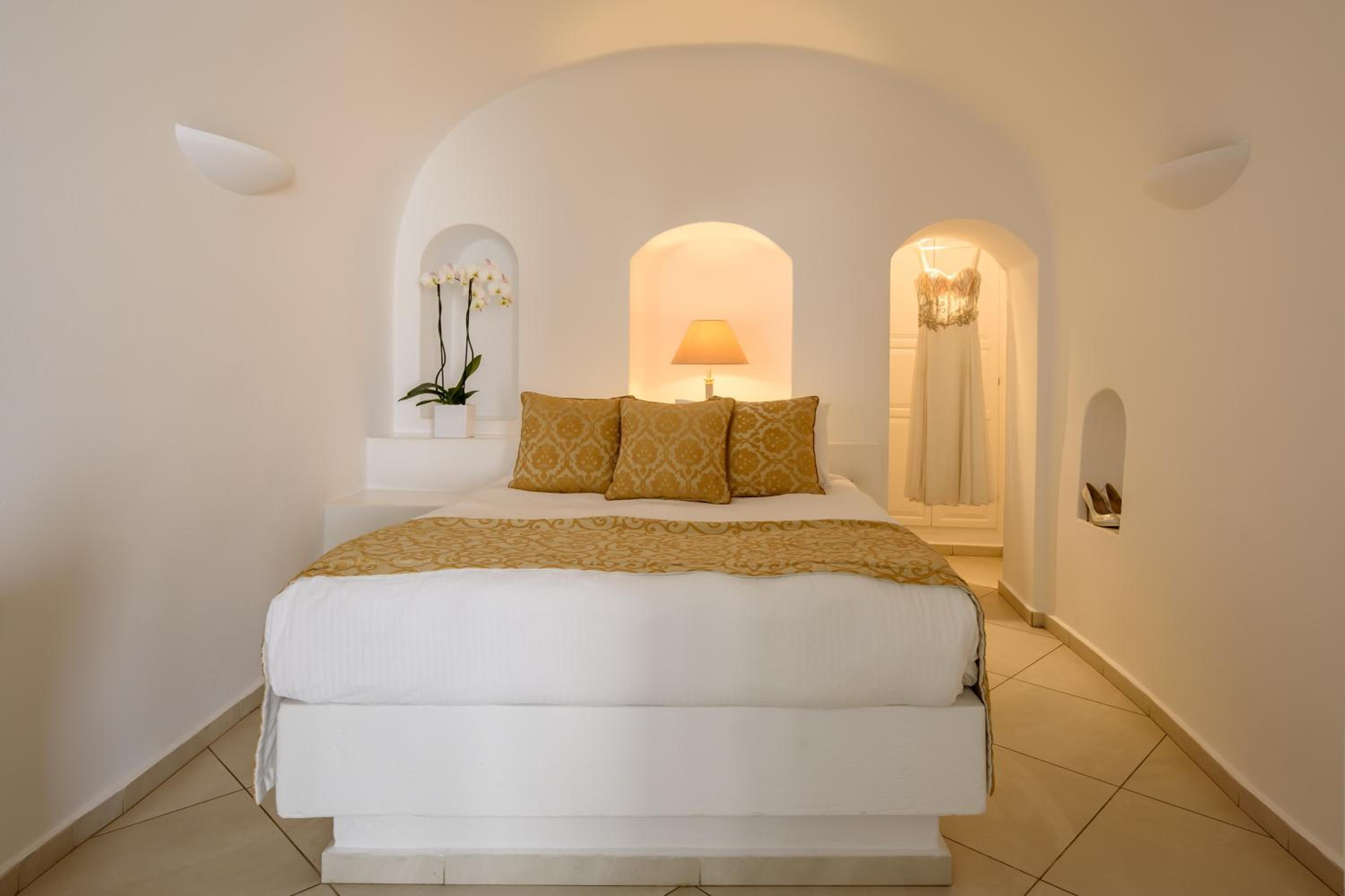 Above Blue Villa - Photo 11