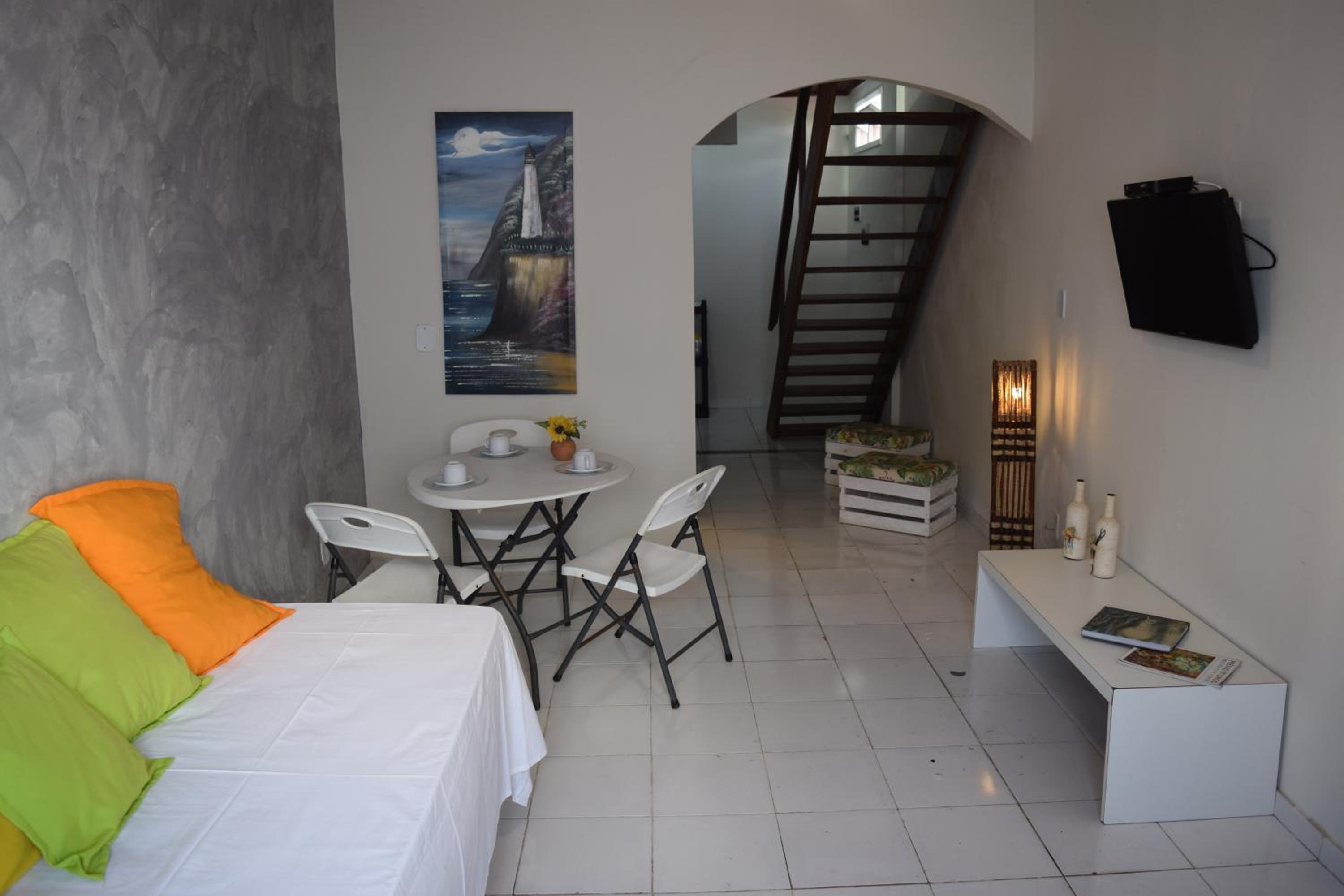 Studio - Split Level - Photo 3