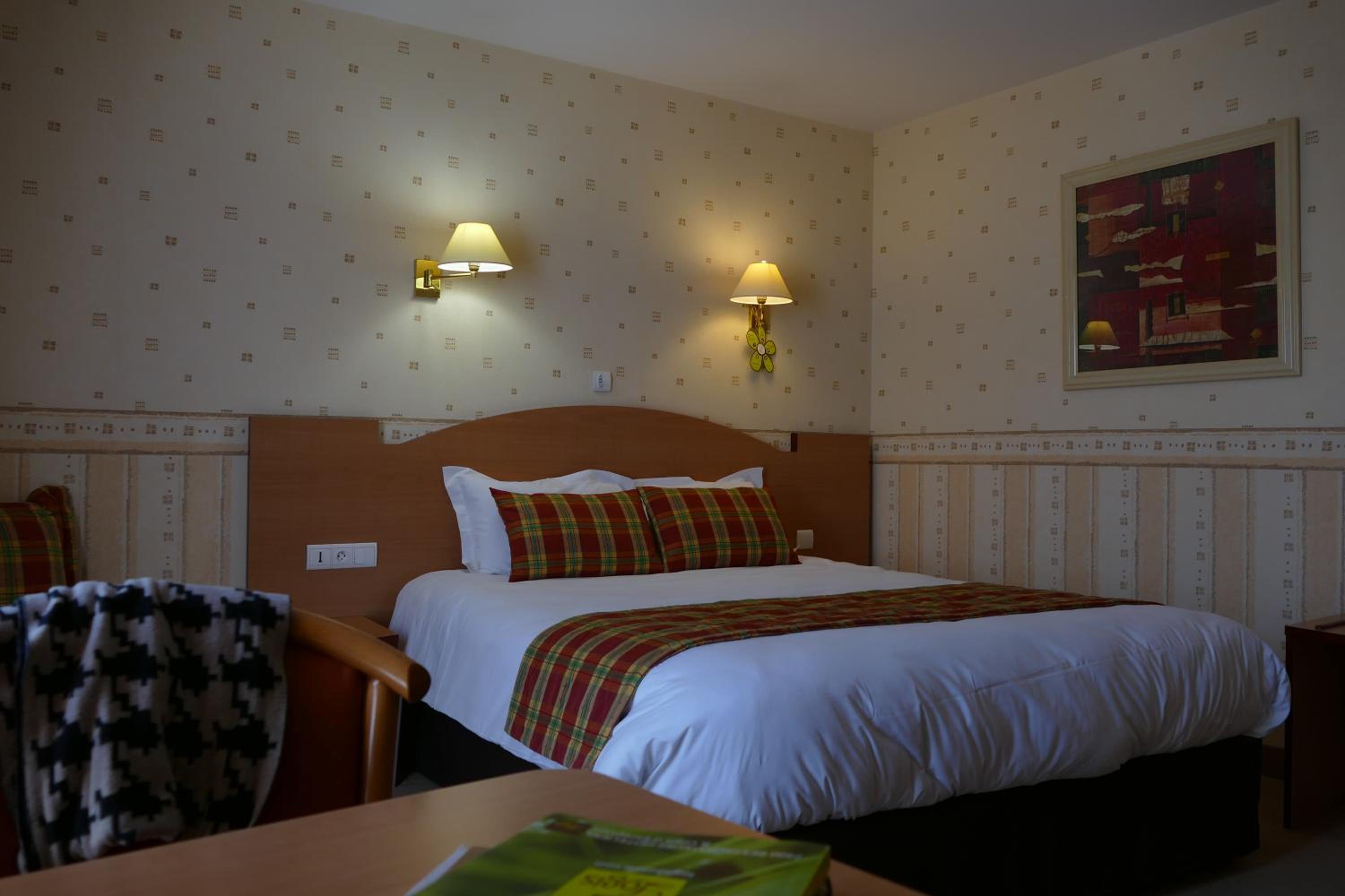Large Double Room