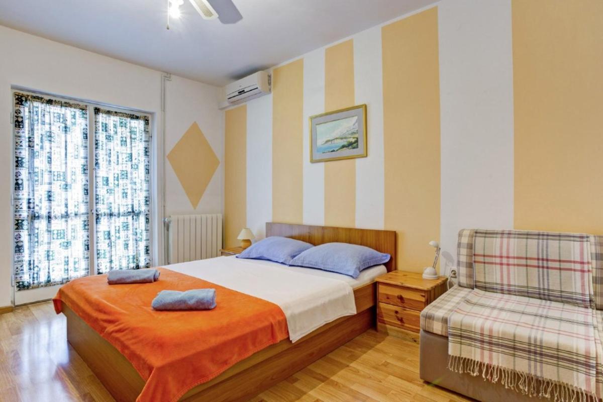 Studio with Balcony