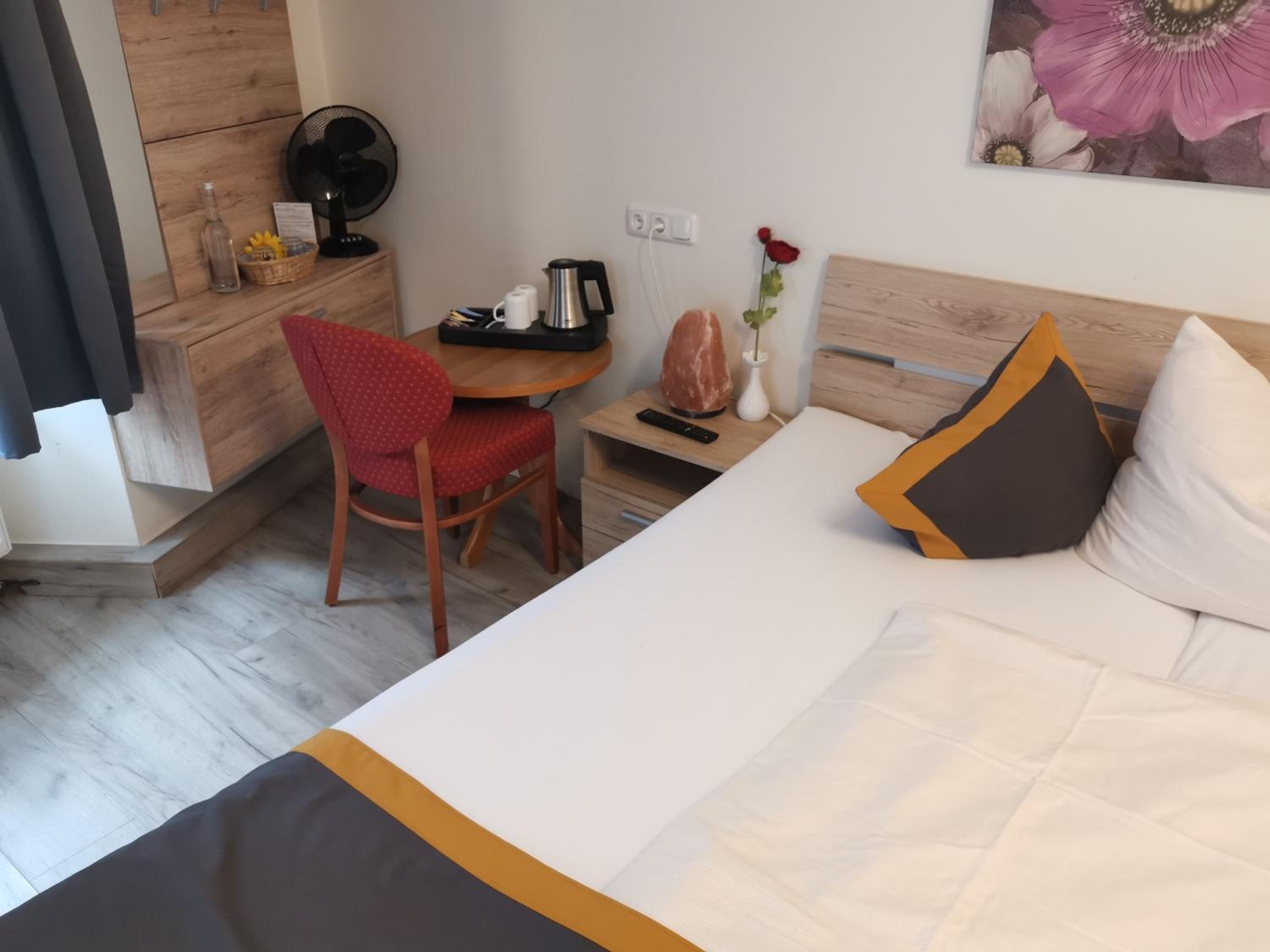 Economy Double Room