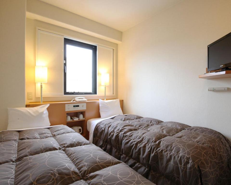 Twin Room - Smoking photo 1
