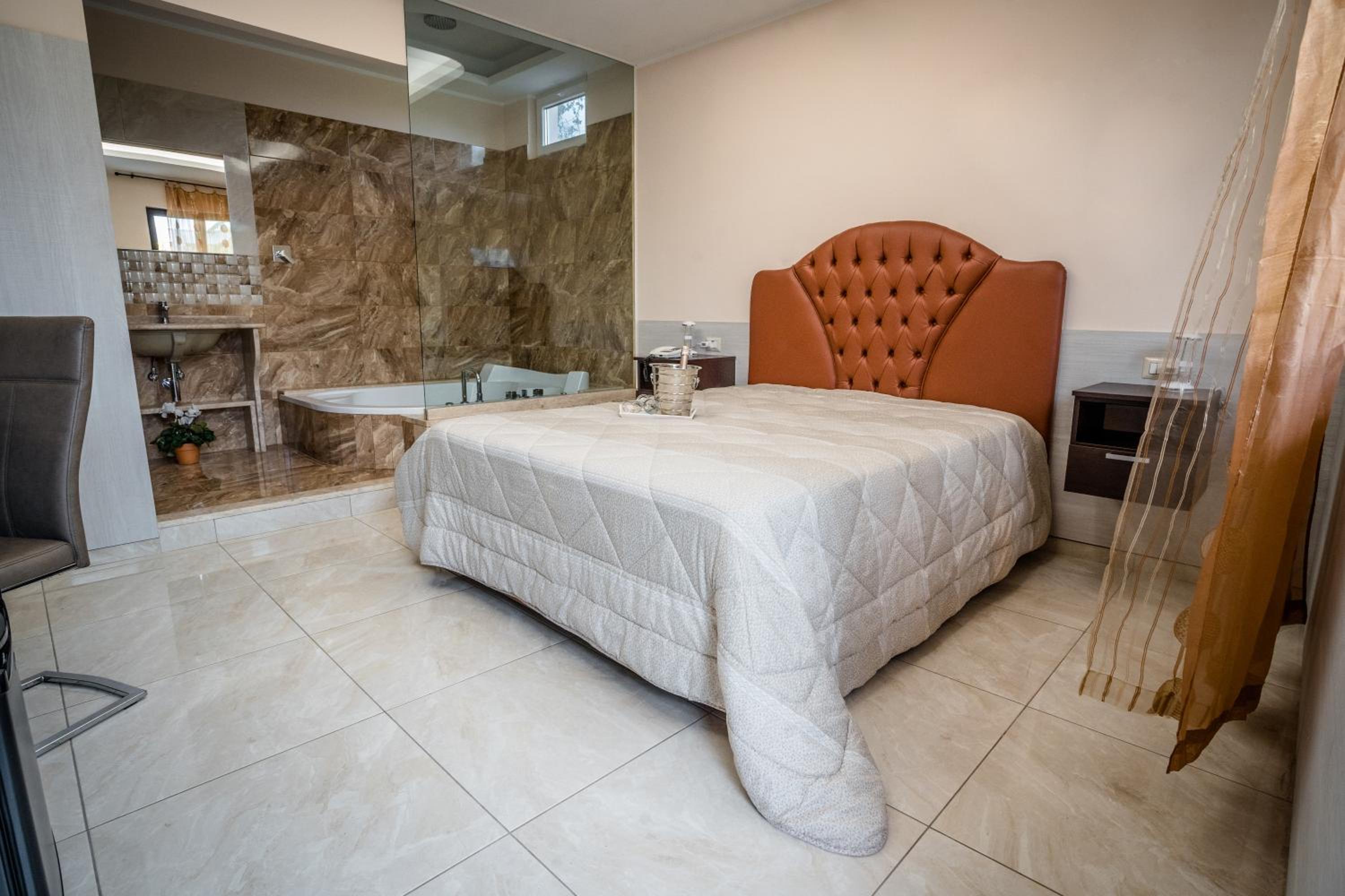 Junior Suite - Photo 3