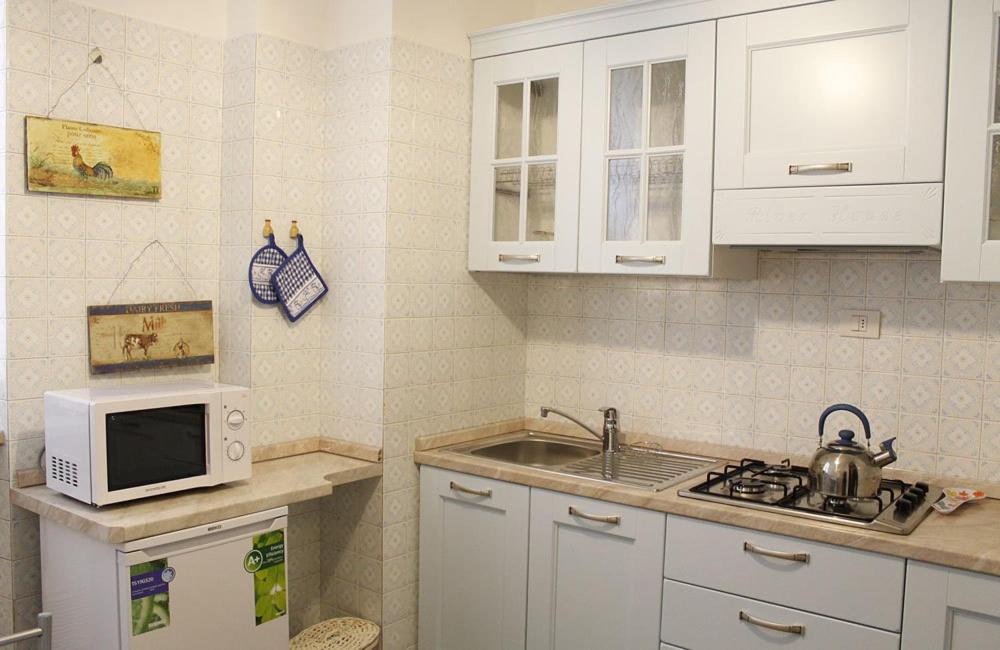 Two-Bedroom Apartment - Photo 25