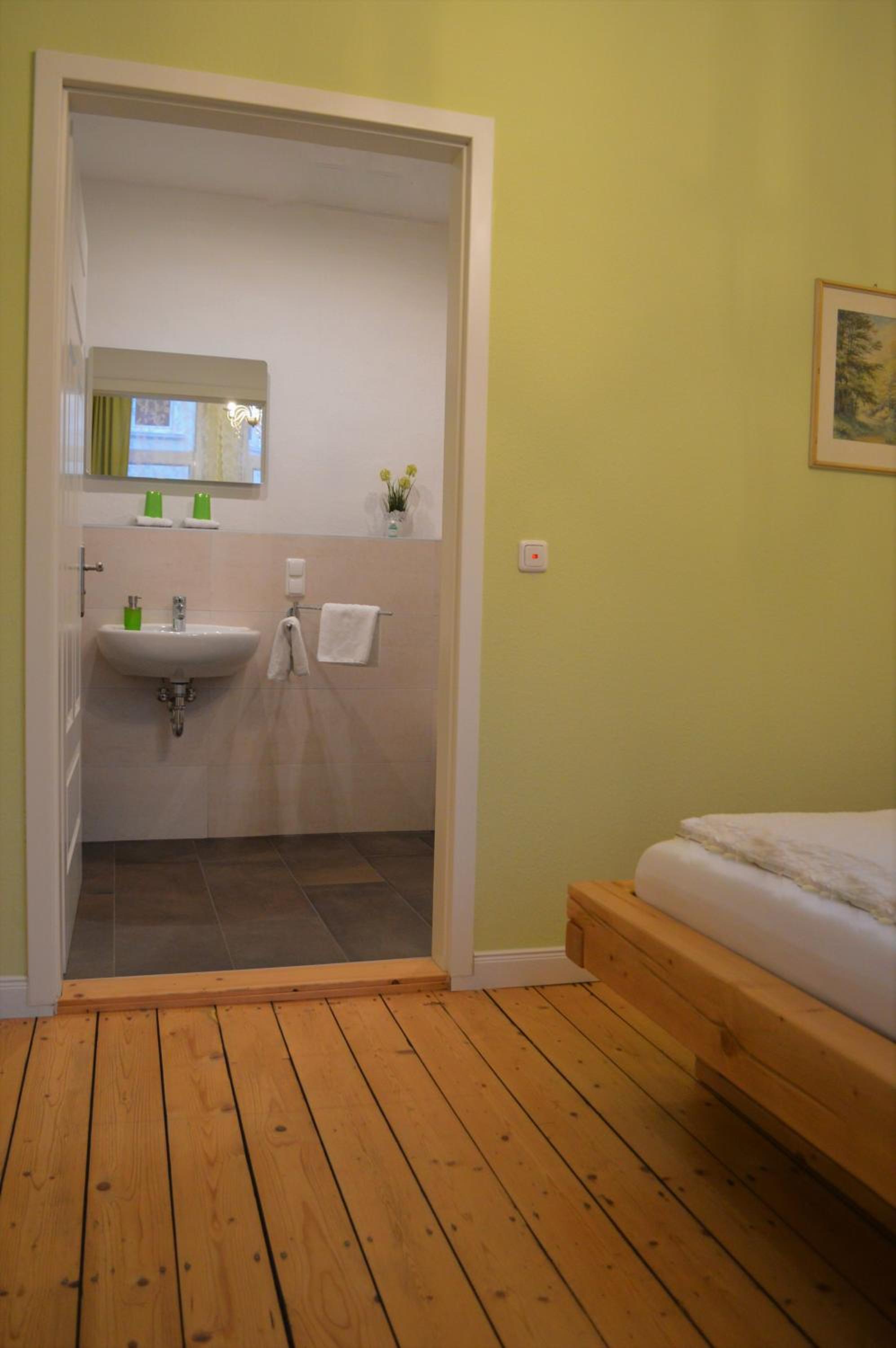Double Room with Private Bathroom photo 2