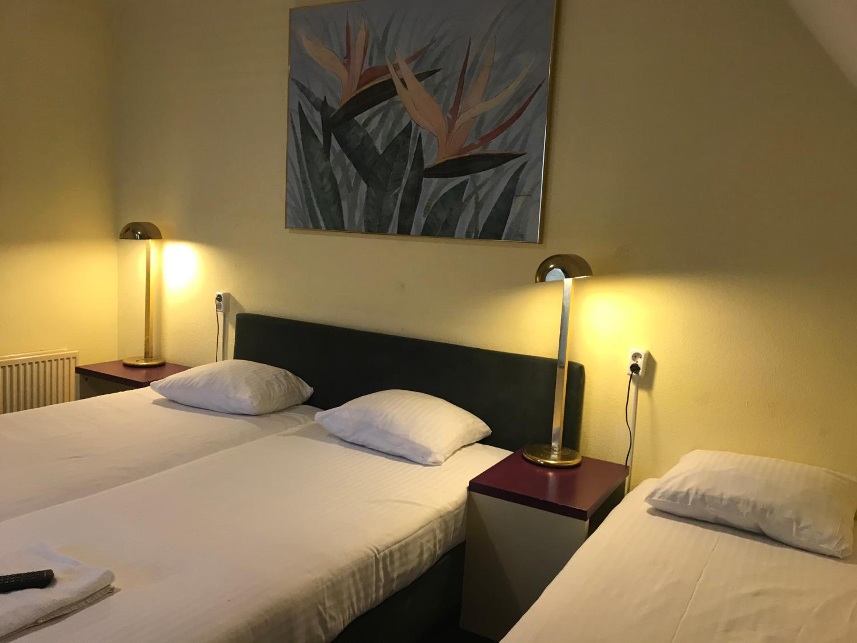 Quadruple Room - Photo 2