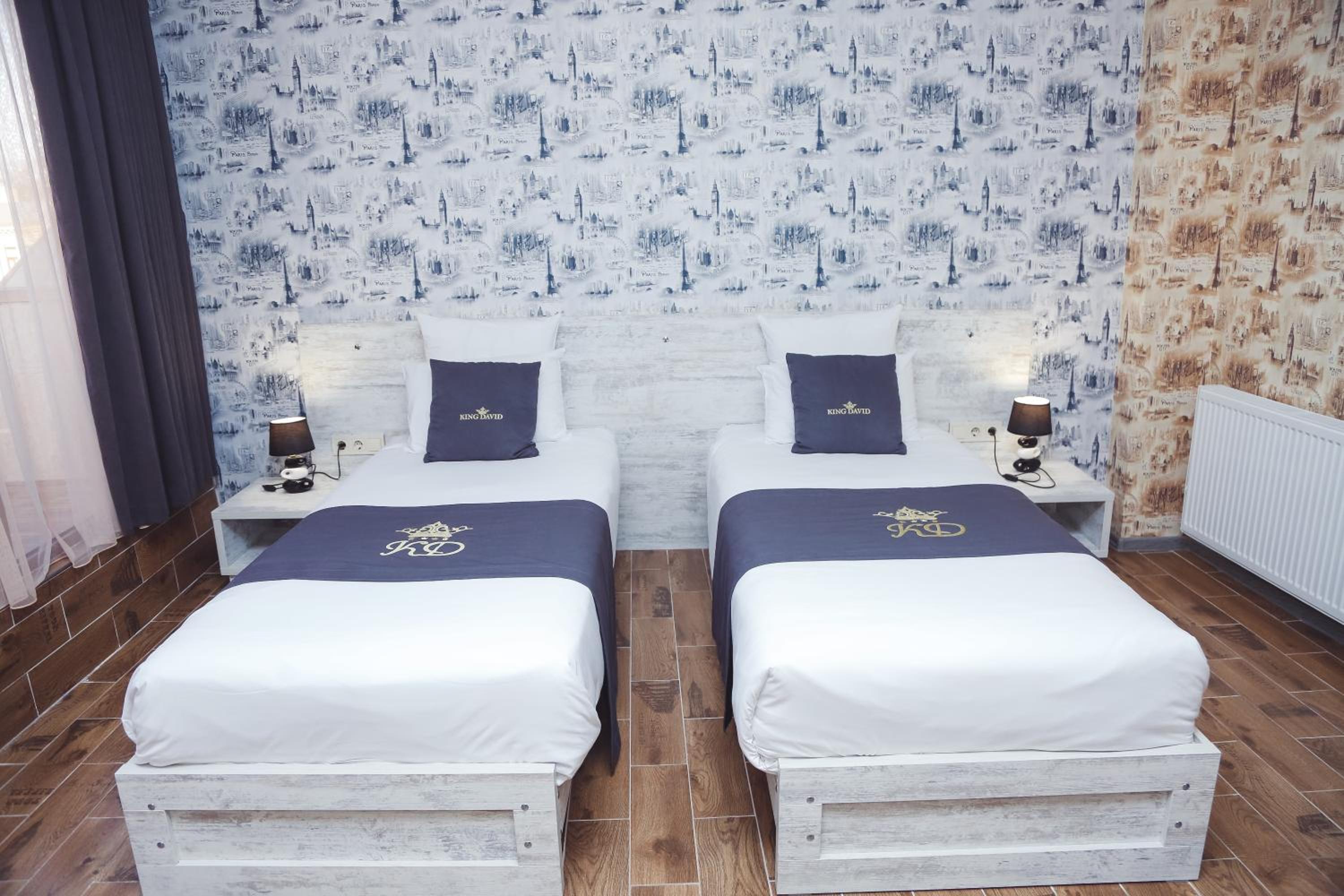 Deluxe Twin Room photo 2