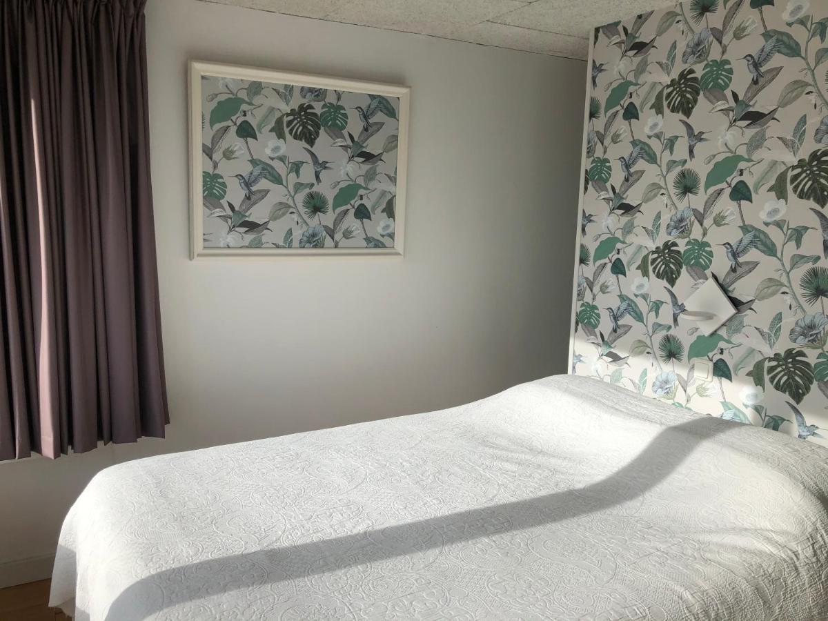 Deluxe Double Room (2 Adults + 1 Child) photo 3