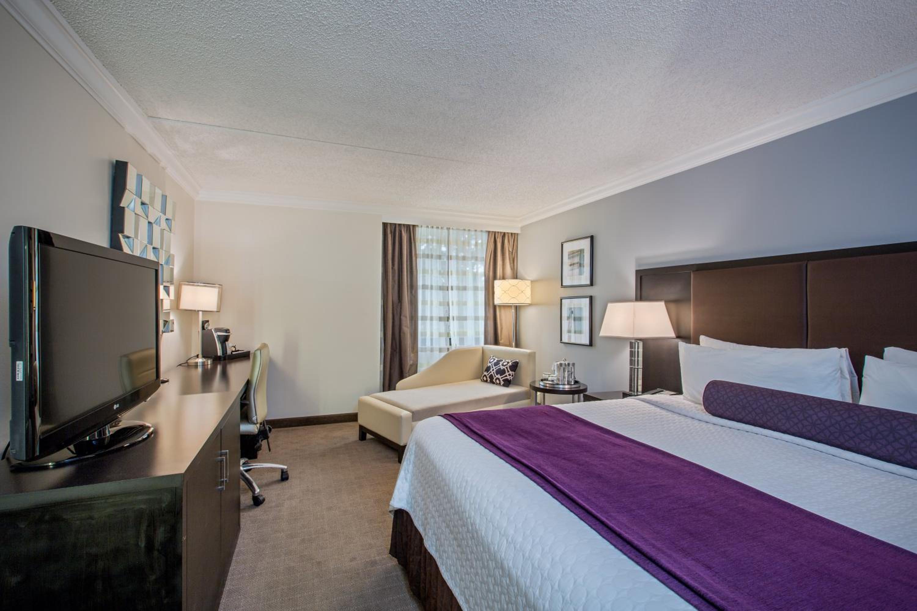 Standard King Room - Photo 1
