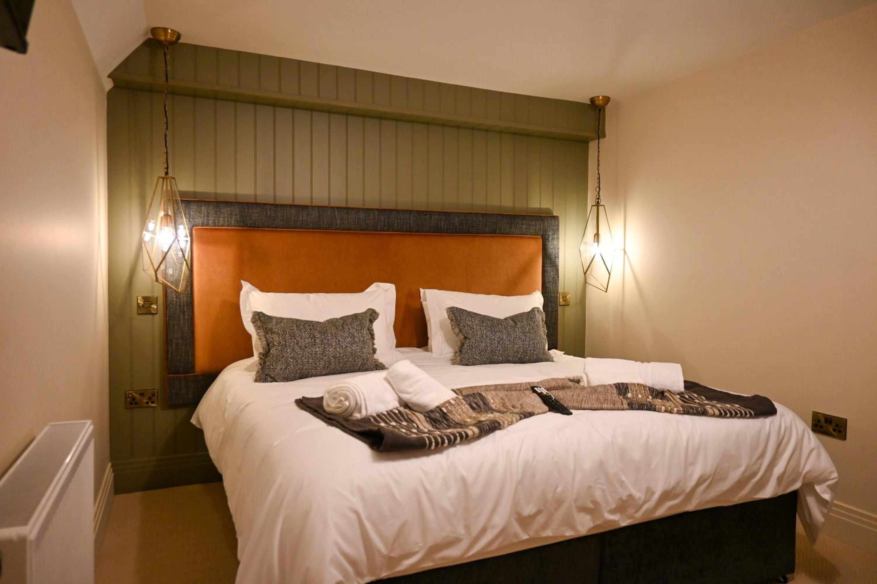 Deluxe King Room