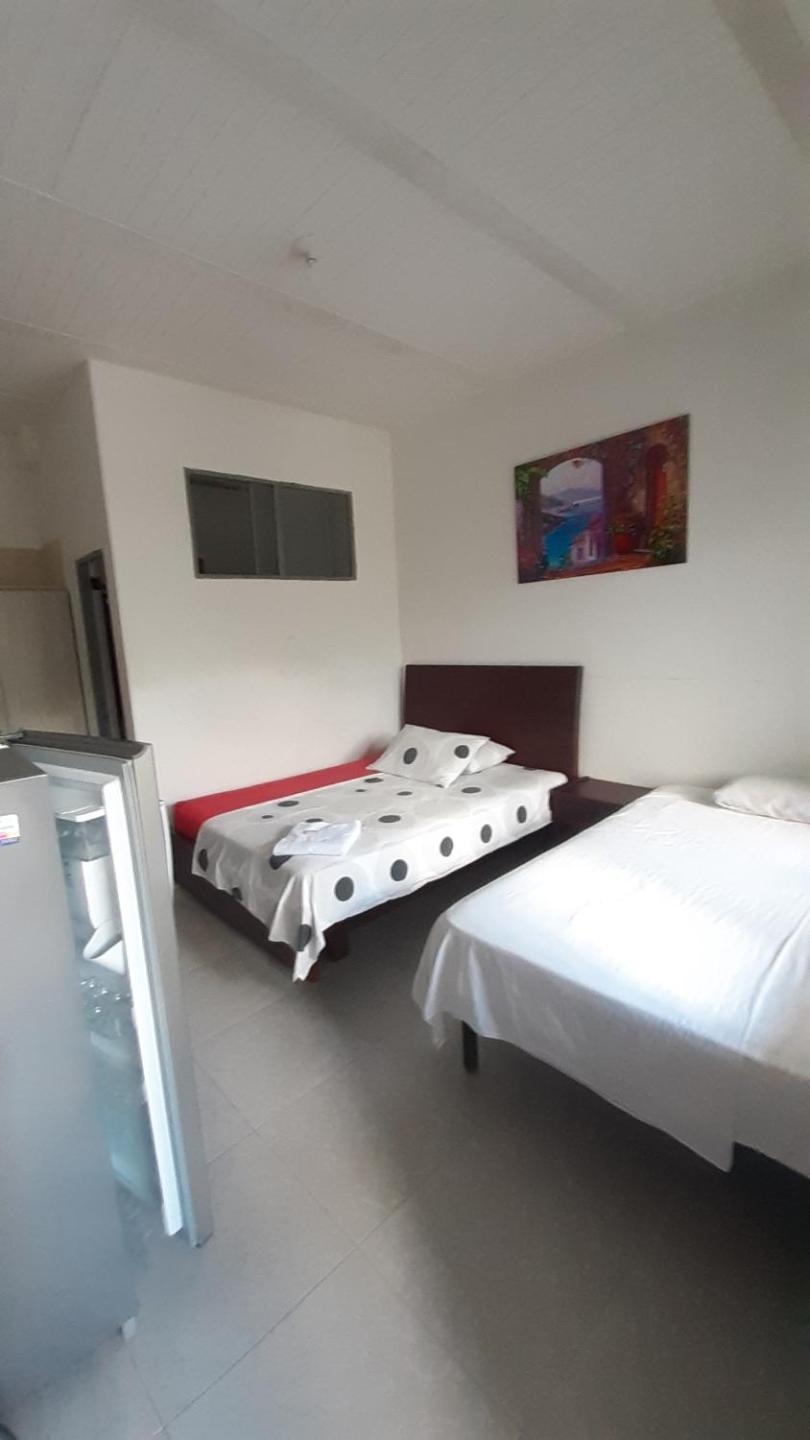 Twin Room with Bathroom photo 2