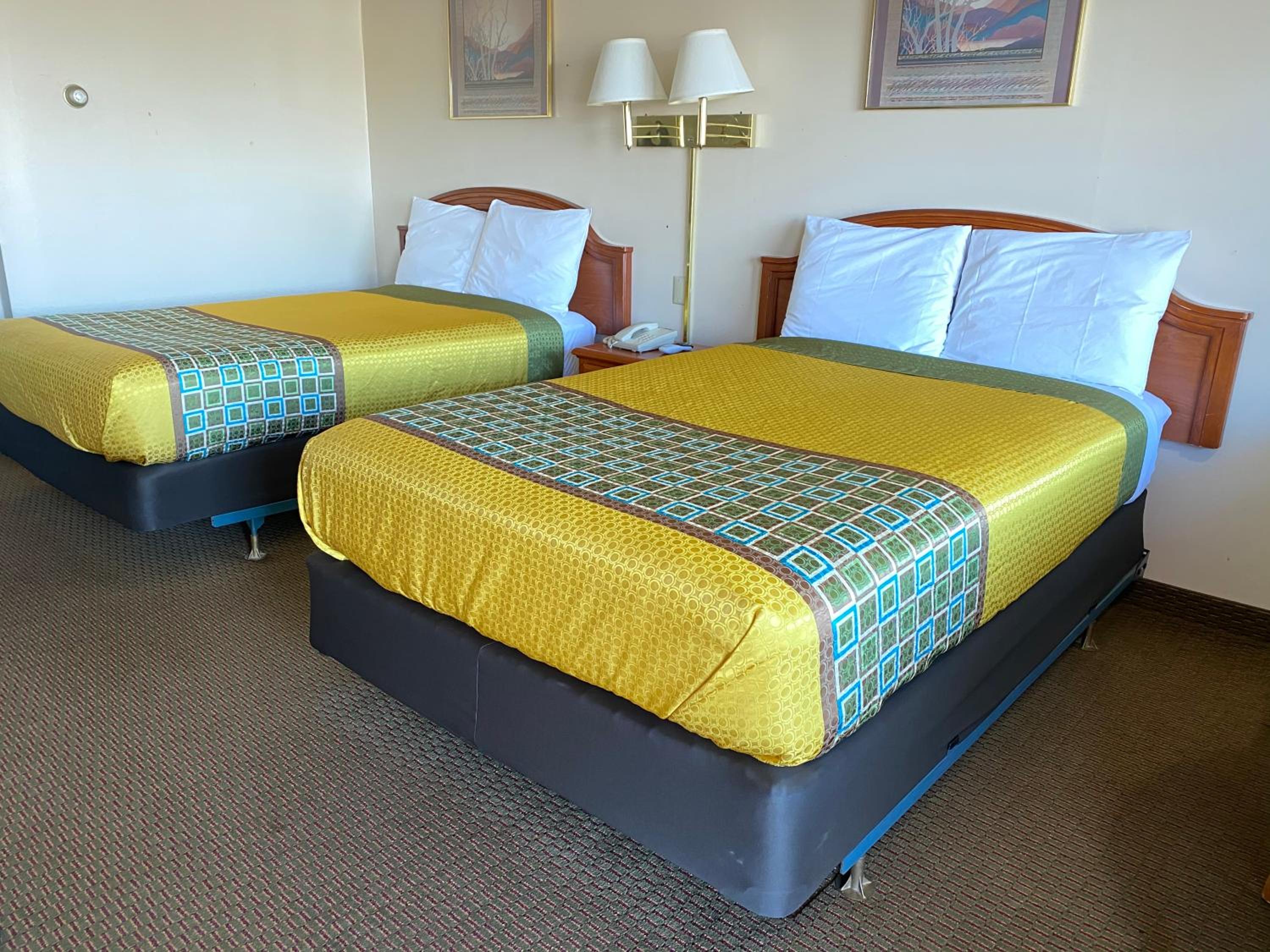 Room with Two Double Beds - Smoking photo 1