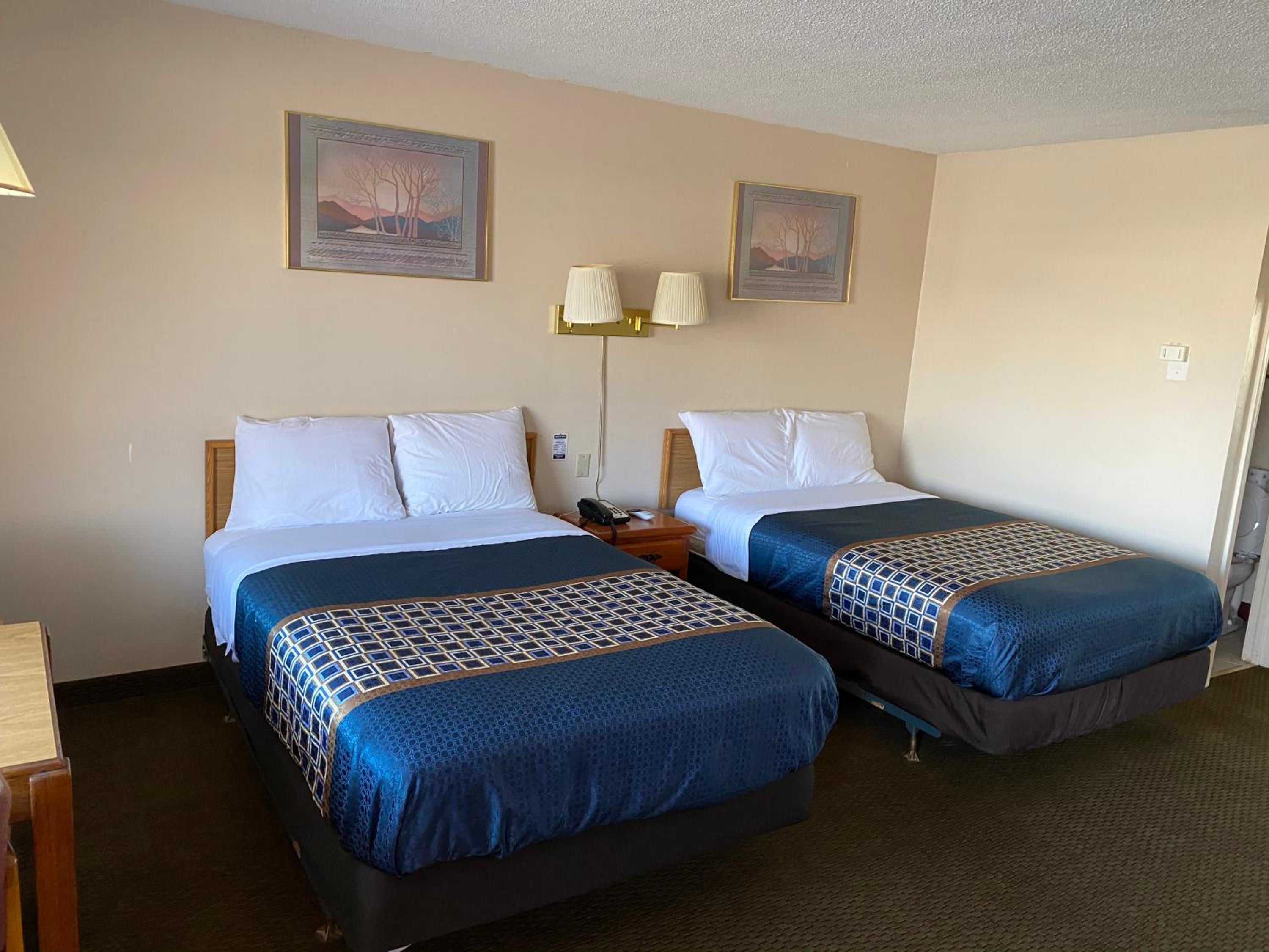 Room with Two Double Beds - Non-Smoking photo 1