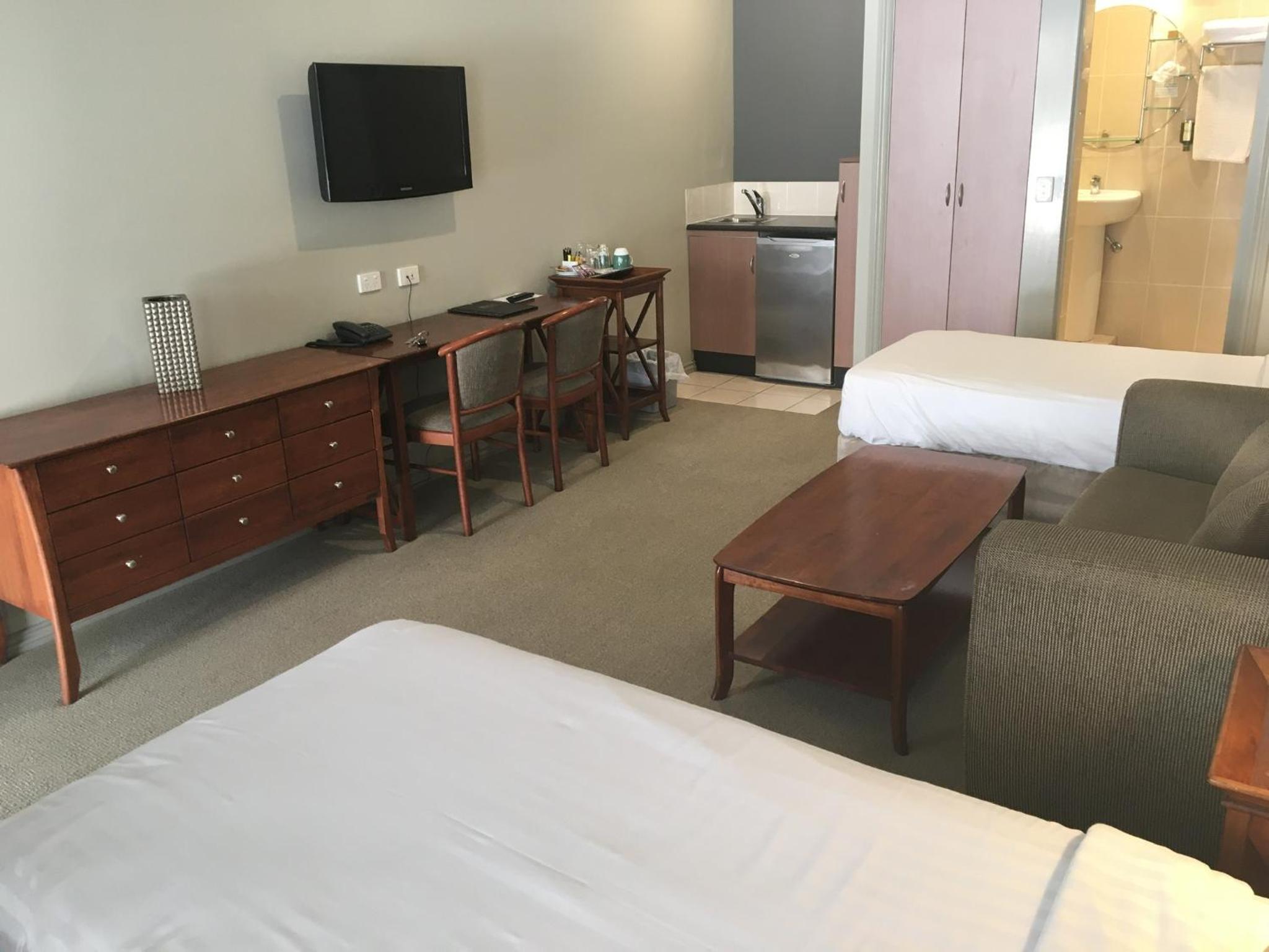 Standard Twin Room