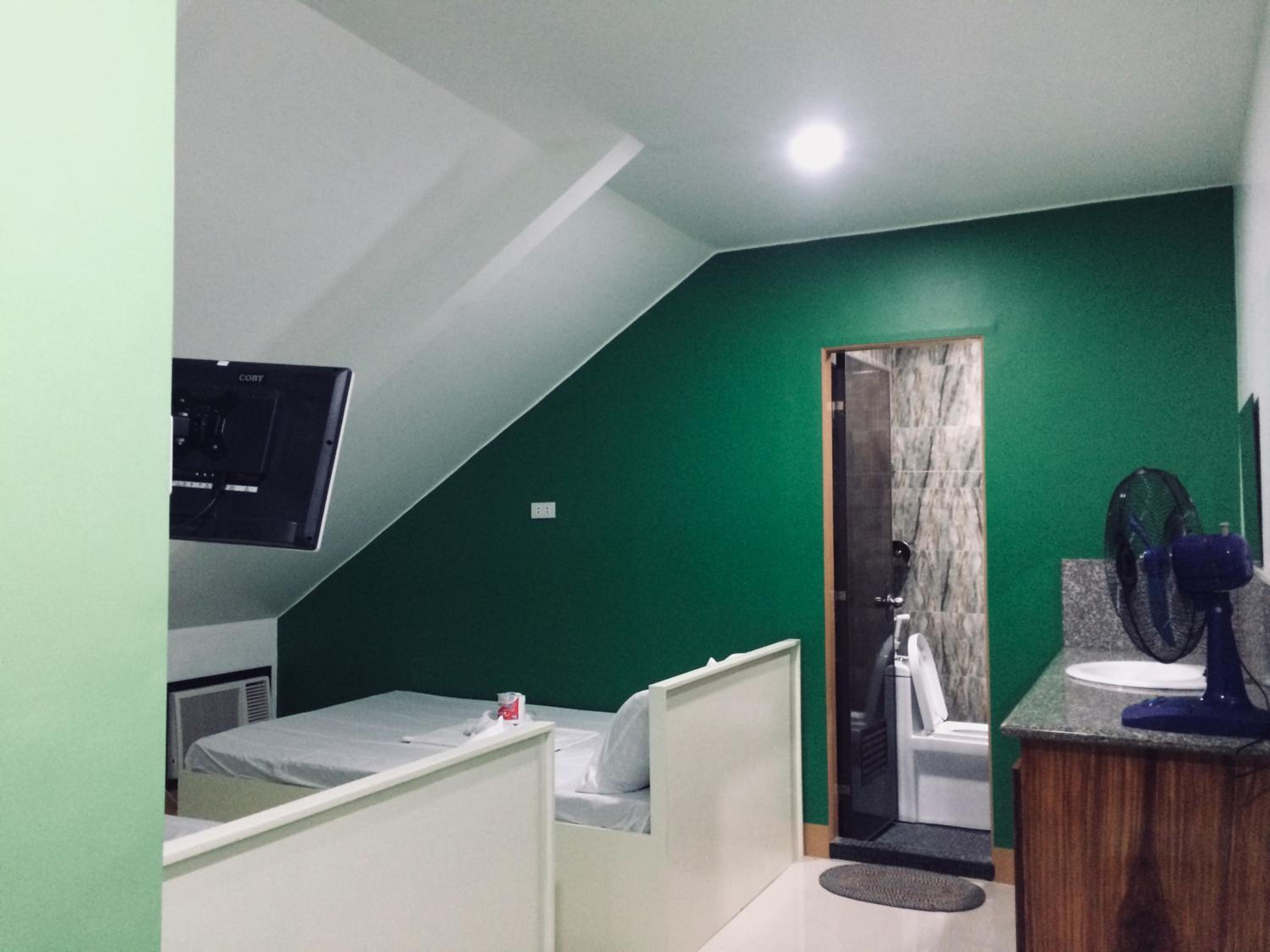 Classic Quadruple Room - Photo 1