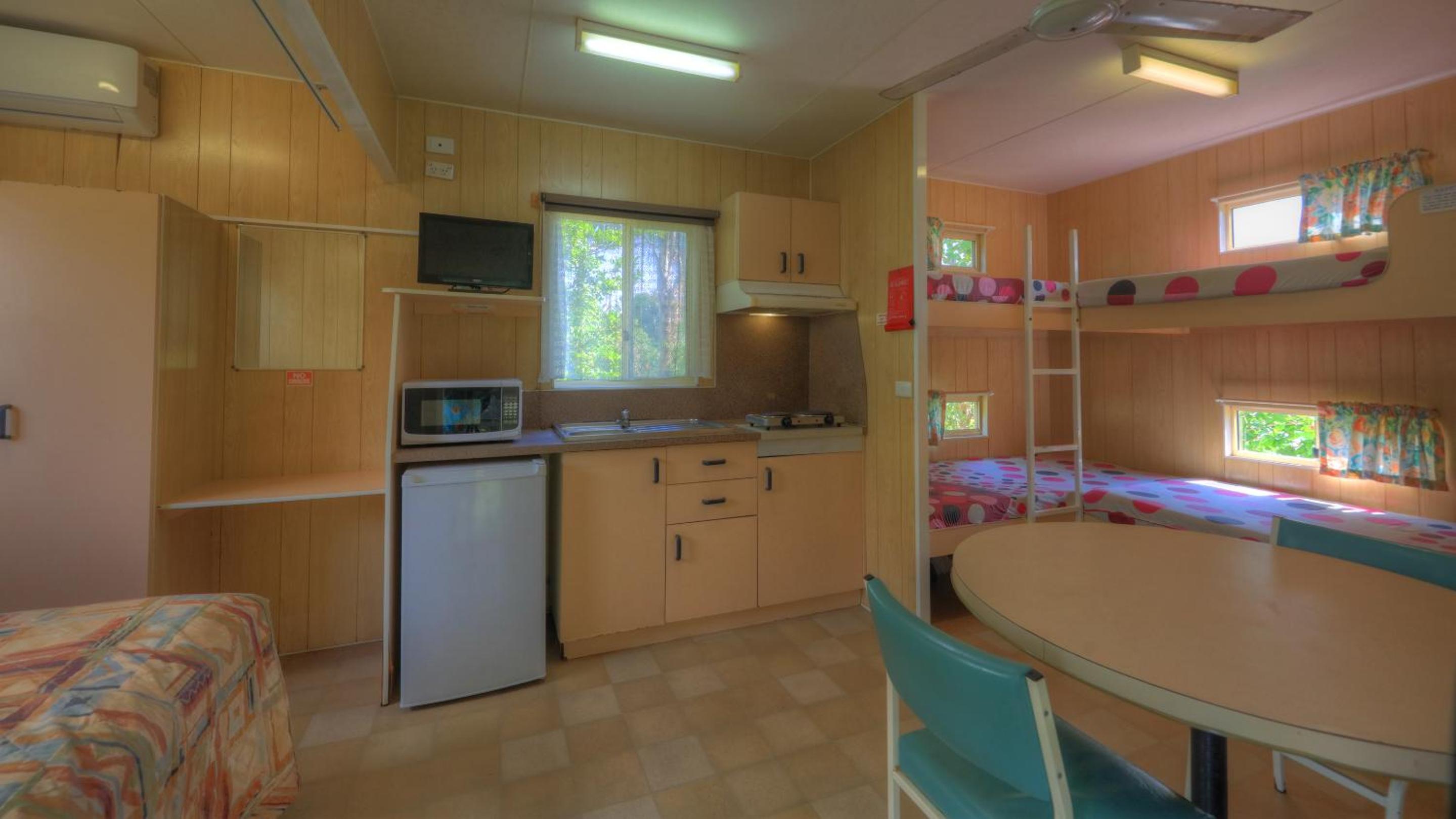 Non Ensuite Cabin A photo 3