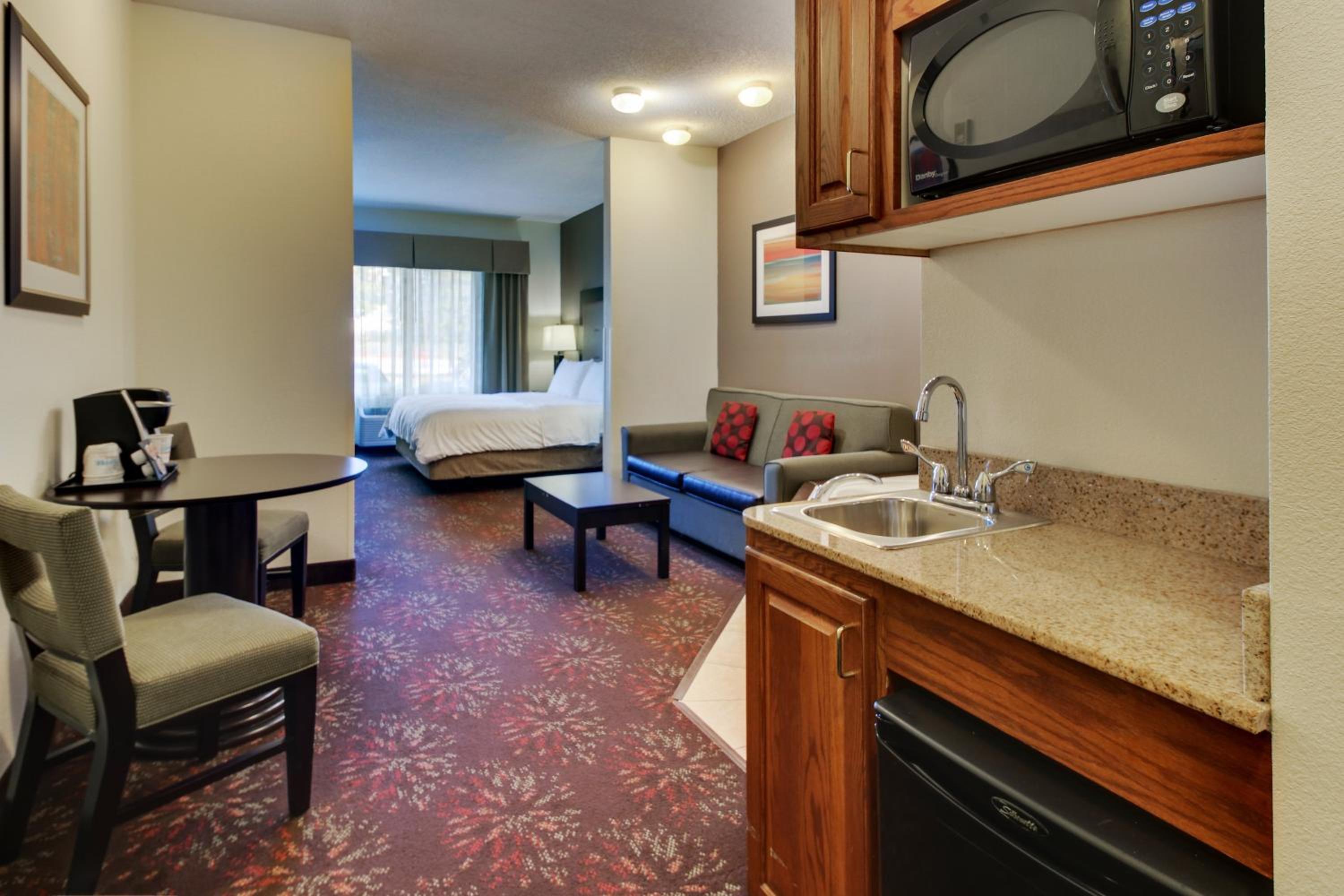 King Suite - Photo 5