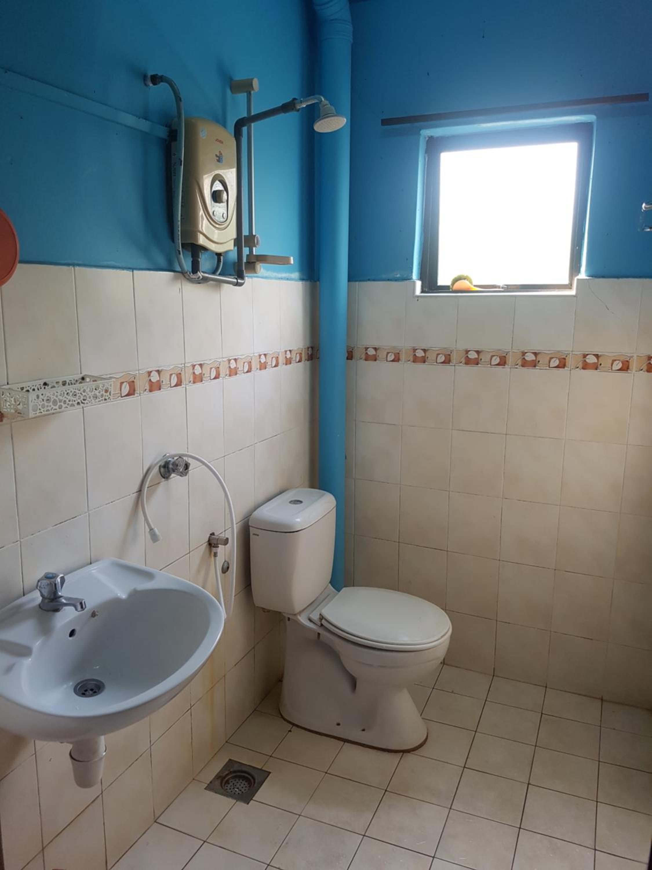 Three-Bedroom Apartment - Photo 12