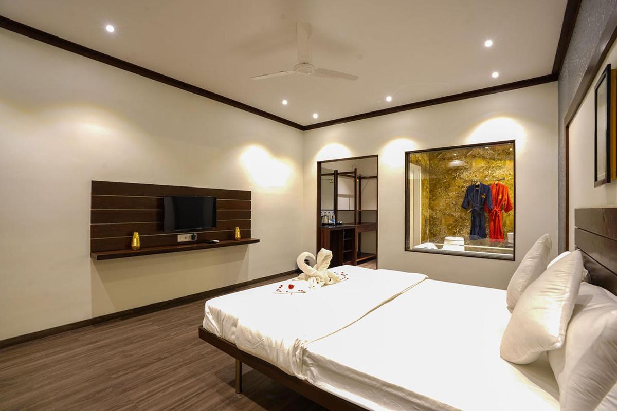 Queen Room with Spa Bath photo 1
