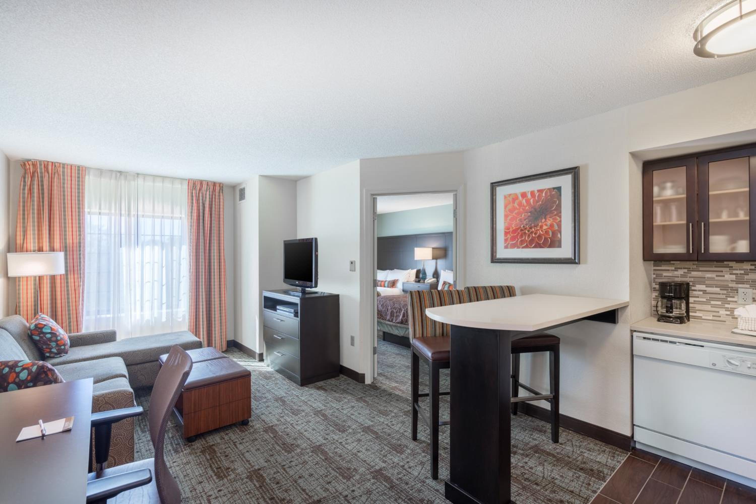 One-Bedroom Suite with Two Double Beds - Photo 1