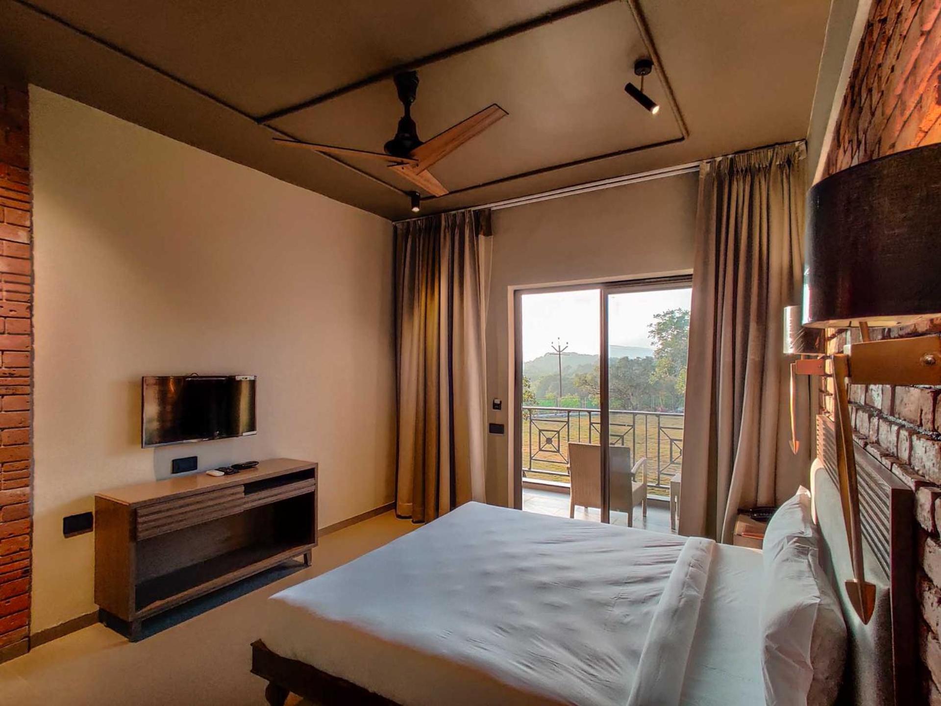 Premium Room with Balcony - Ground Floor photo 2