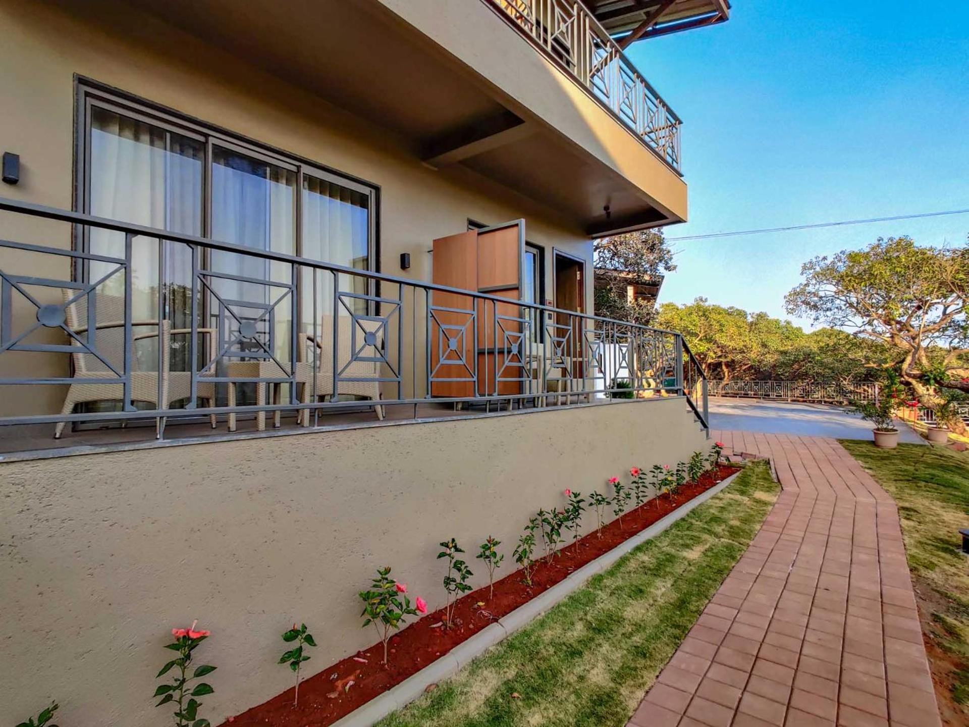 Premium Room with Balcony - Ground Floor photo 3