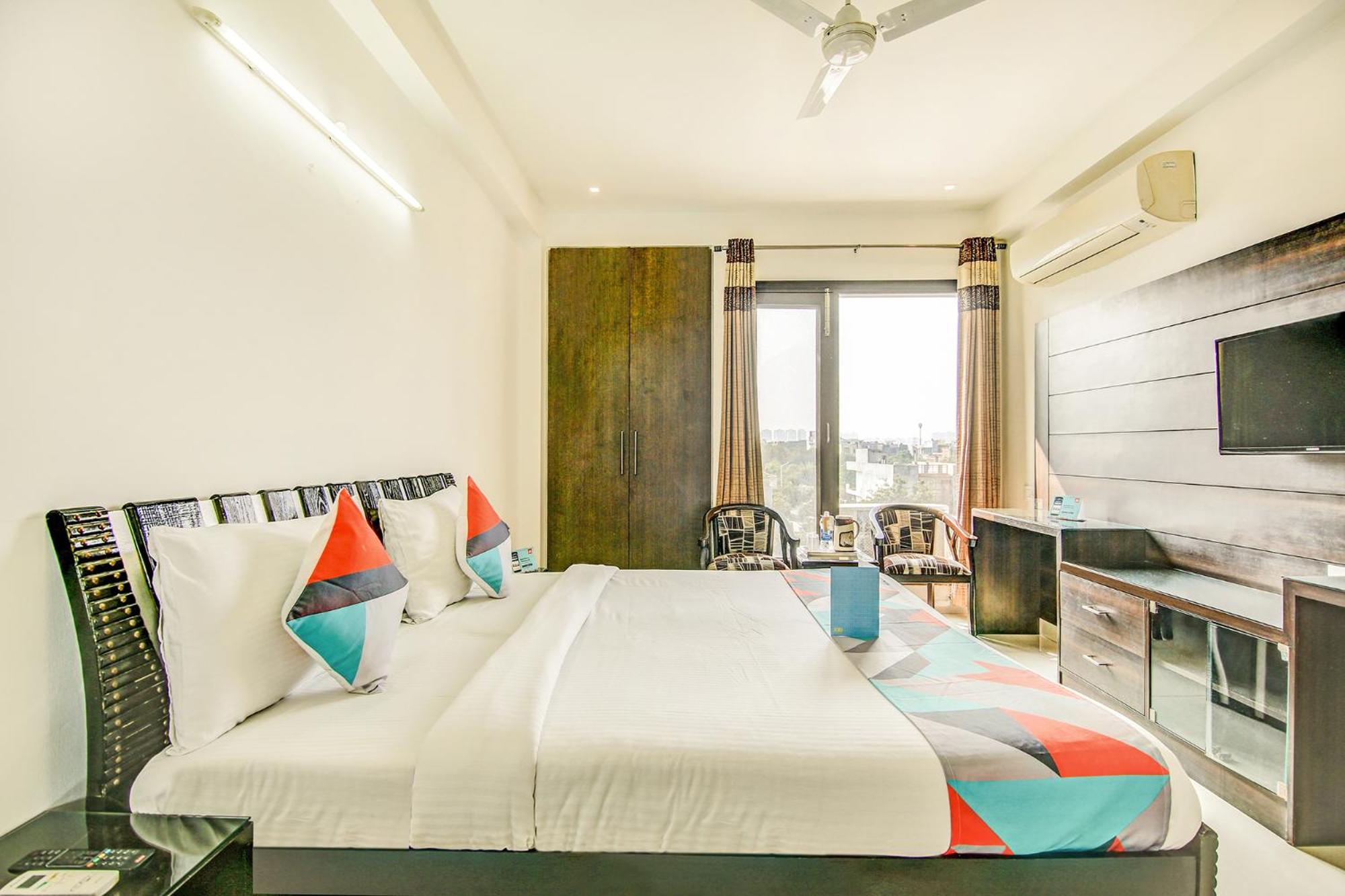 Deluxe Room - Photo 6
