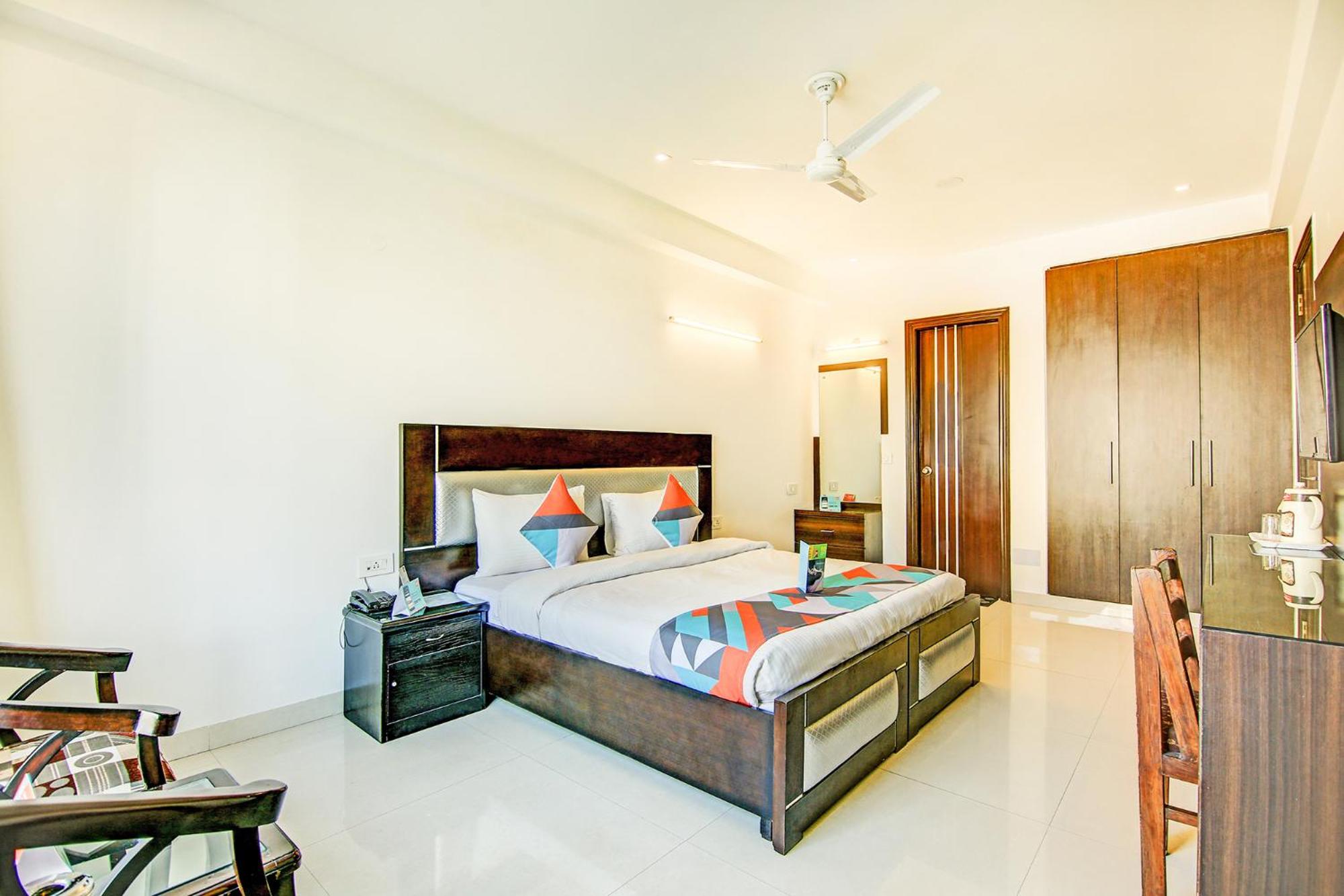 Deluxe Room - Photo 3