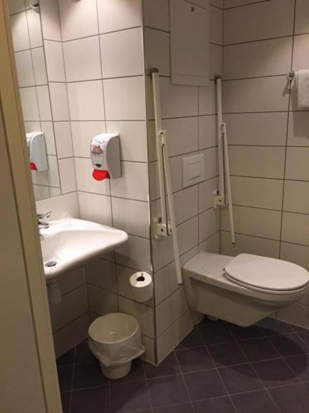 Double Room - Photo 2