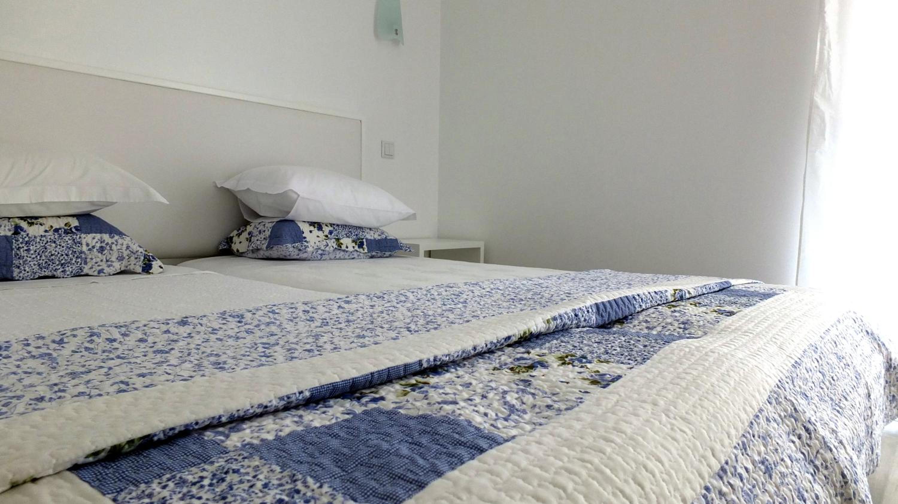 Double or Twin Room - Photo 5