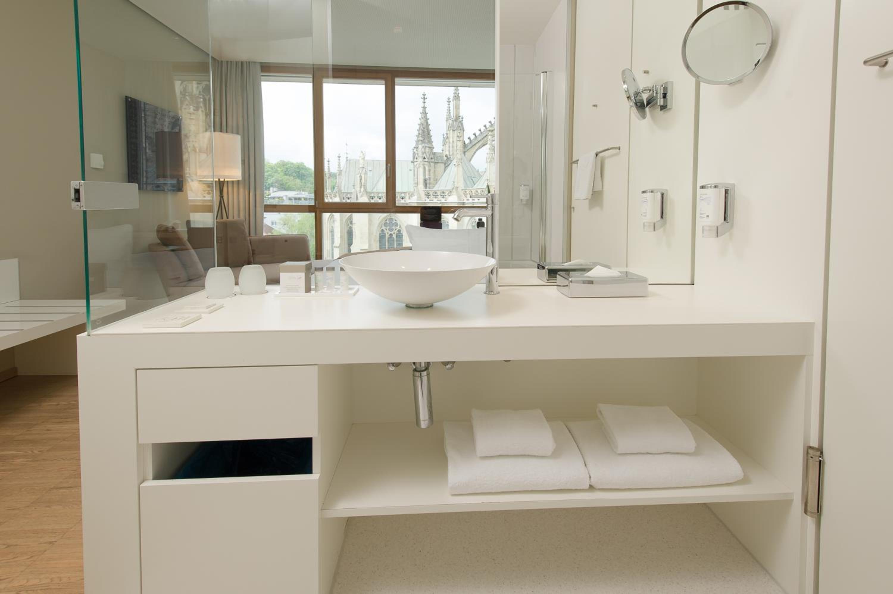 Business Doppelzimmer mit Domblick photo 3
