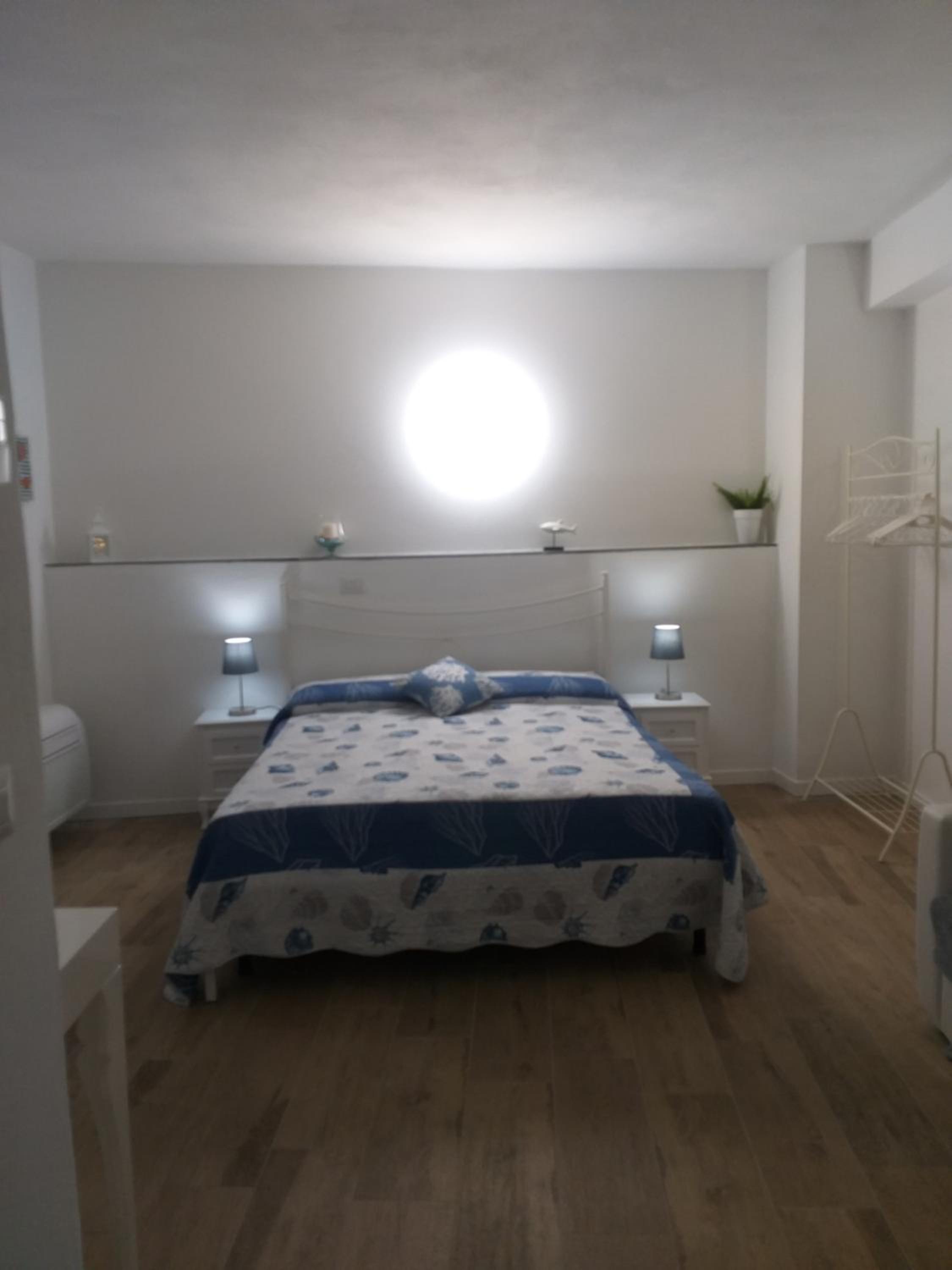 Deluxe Room (2 Adults + 1 Child) - Photo 48