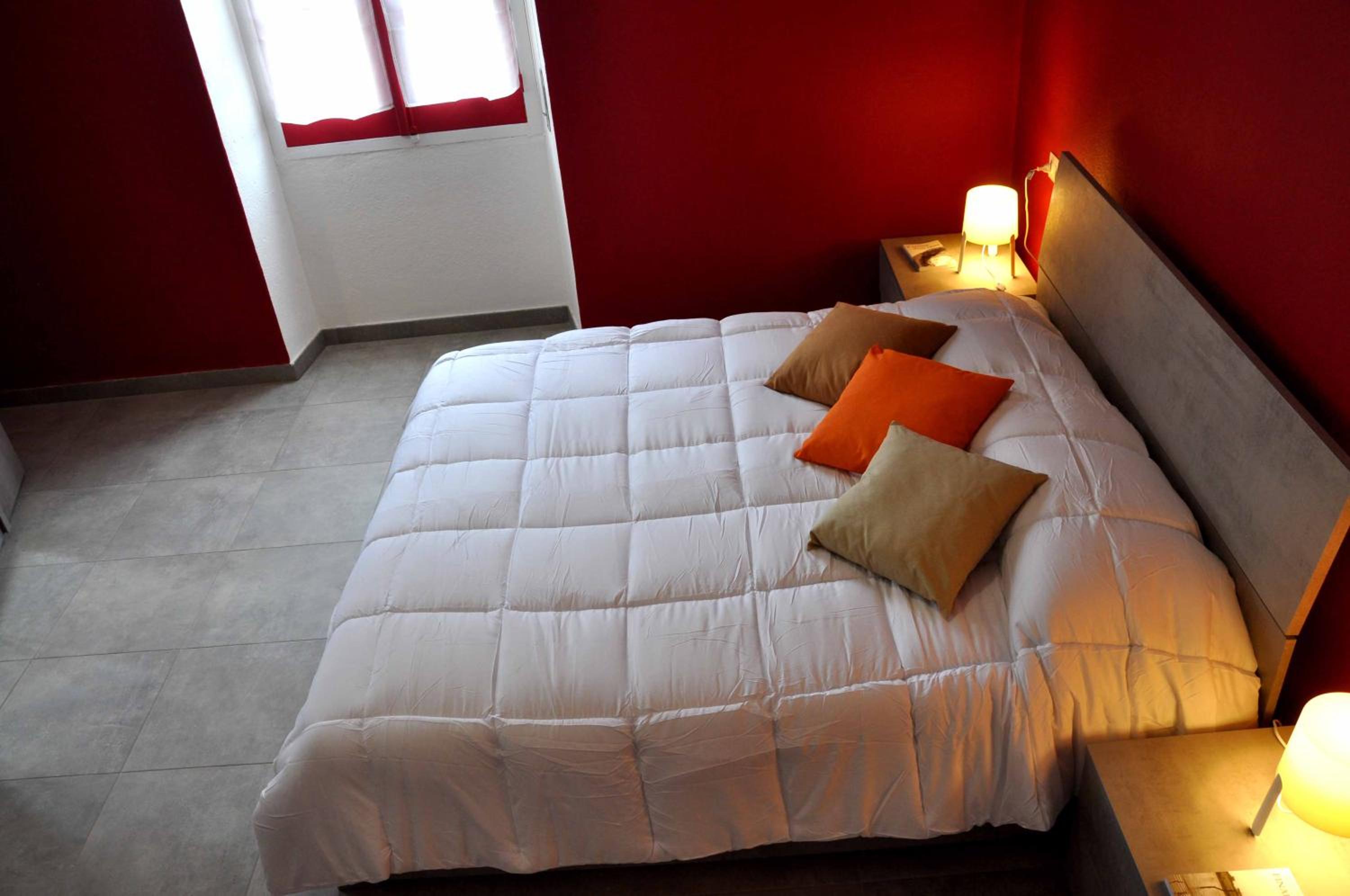 Suite - Photo 1