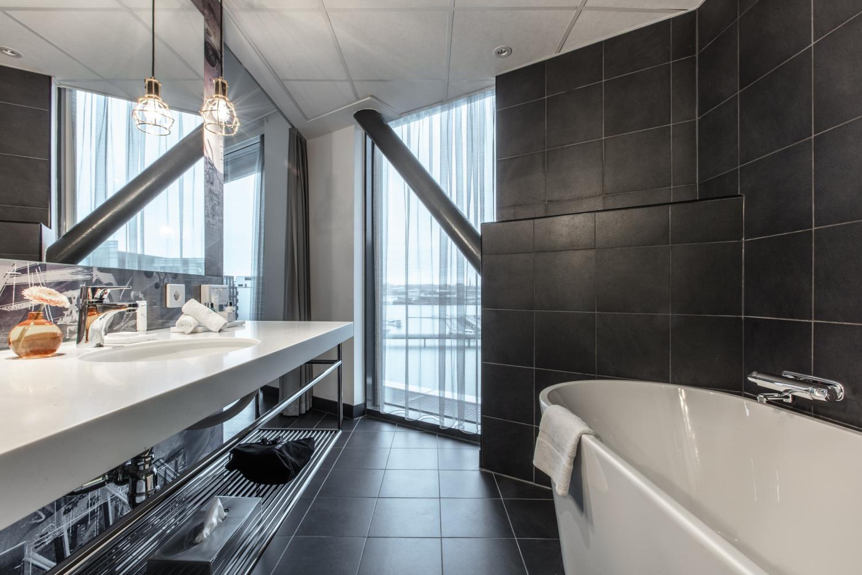 Suite with River View