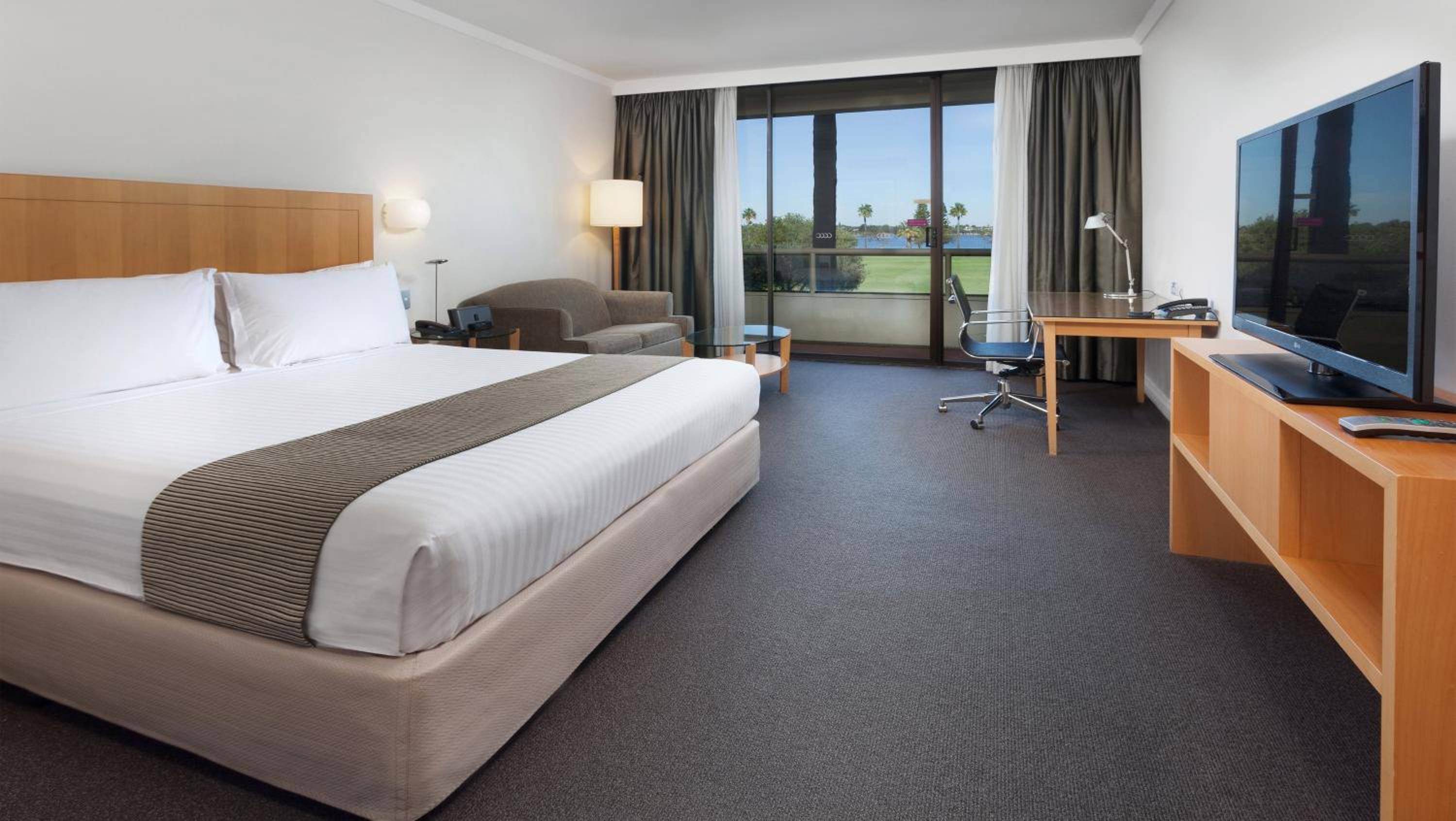 Standard King Room - Photo 1