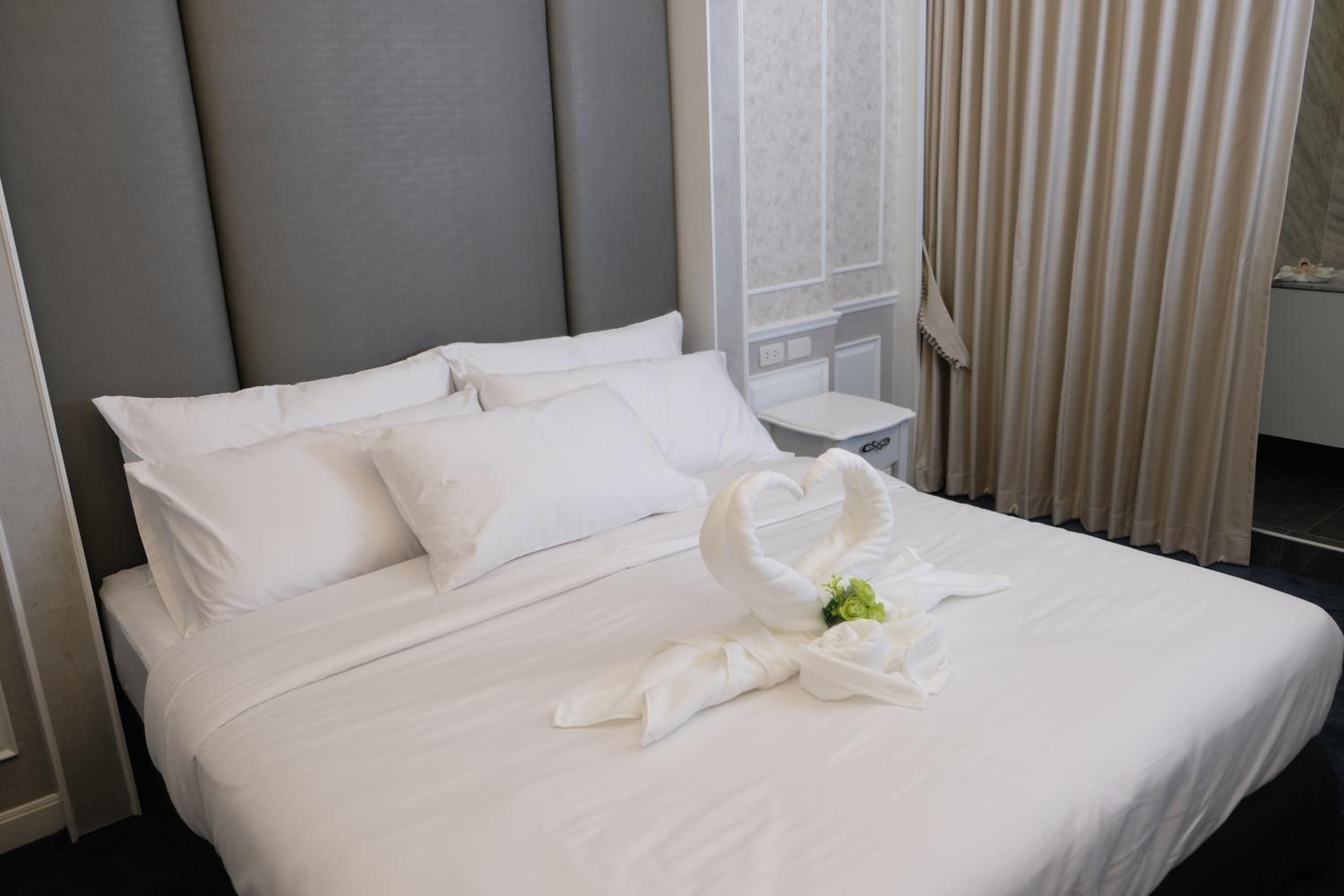 Superior Double Room - Photo 3